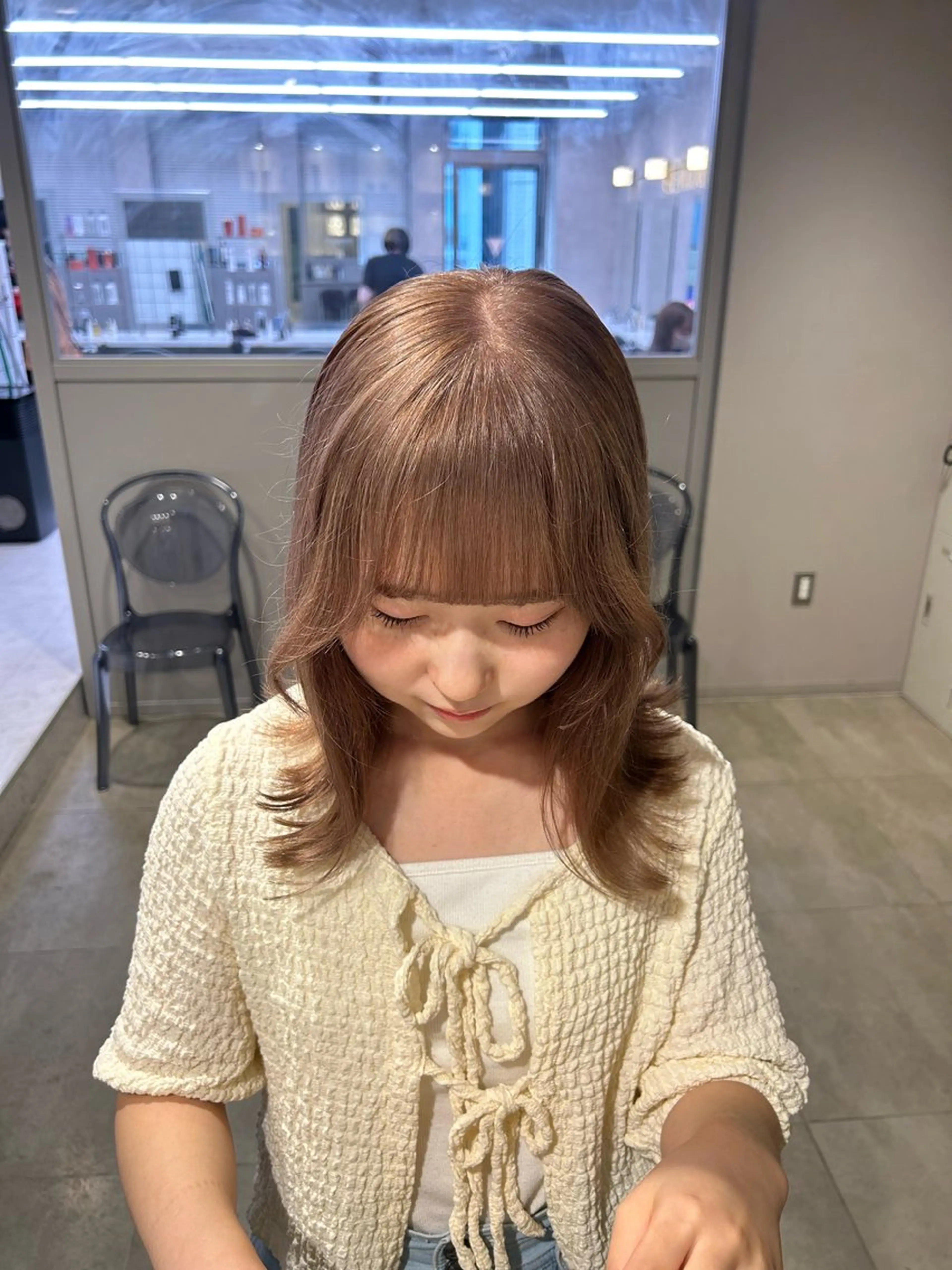 カラー ヘアカラー トリートメント 透明感ベージュ🤎 ナチュラルレイヤーのヘアスタイル