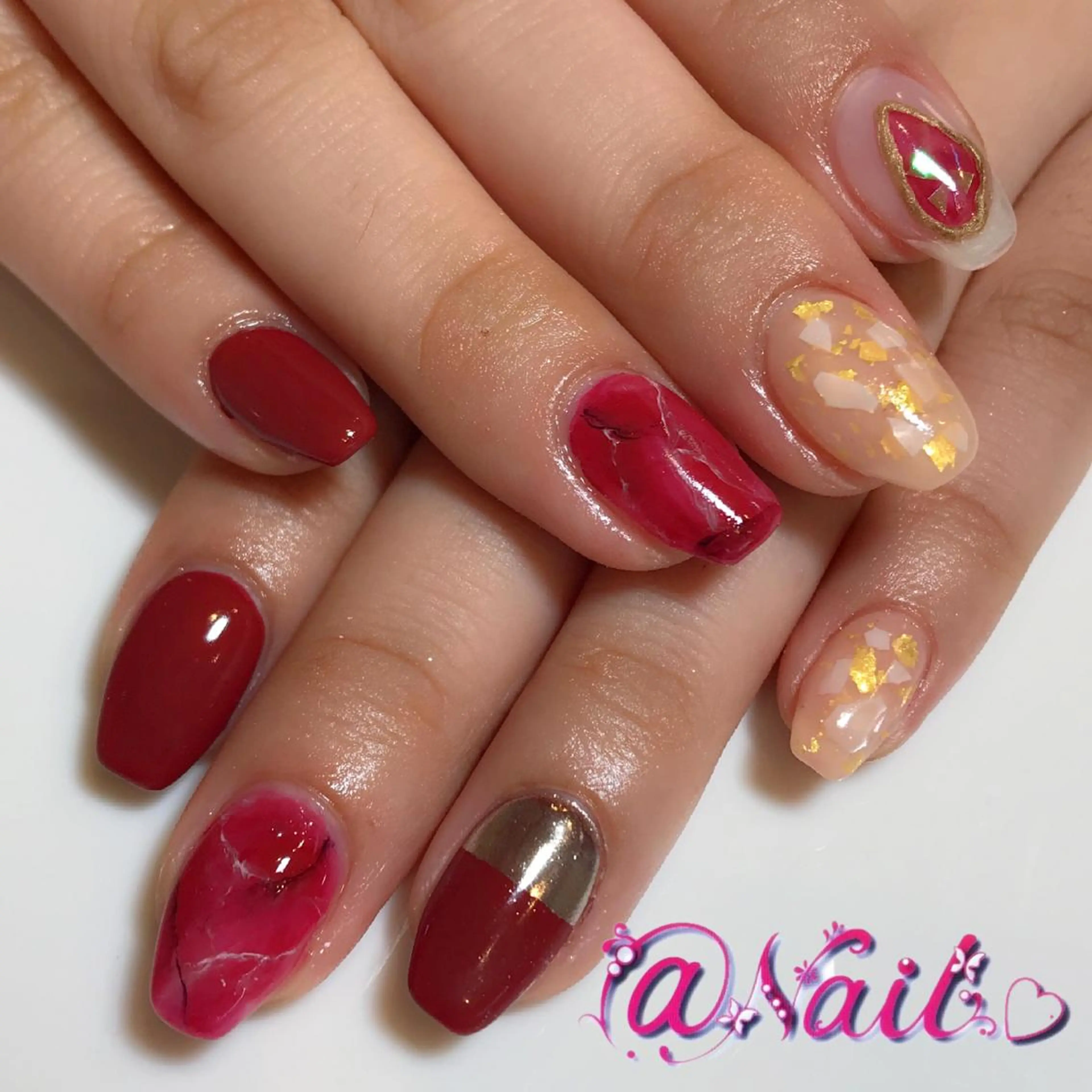 ネイル アートネイル フットネイル ジェルネイル 持ち込み スカルプネイル 小尾 栞のネイルデザイン