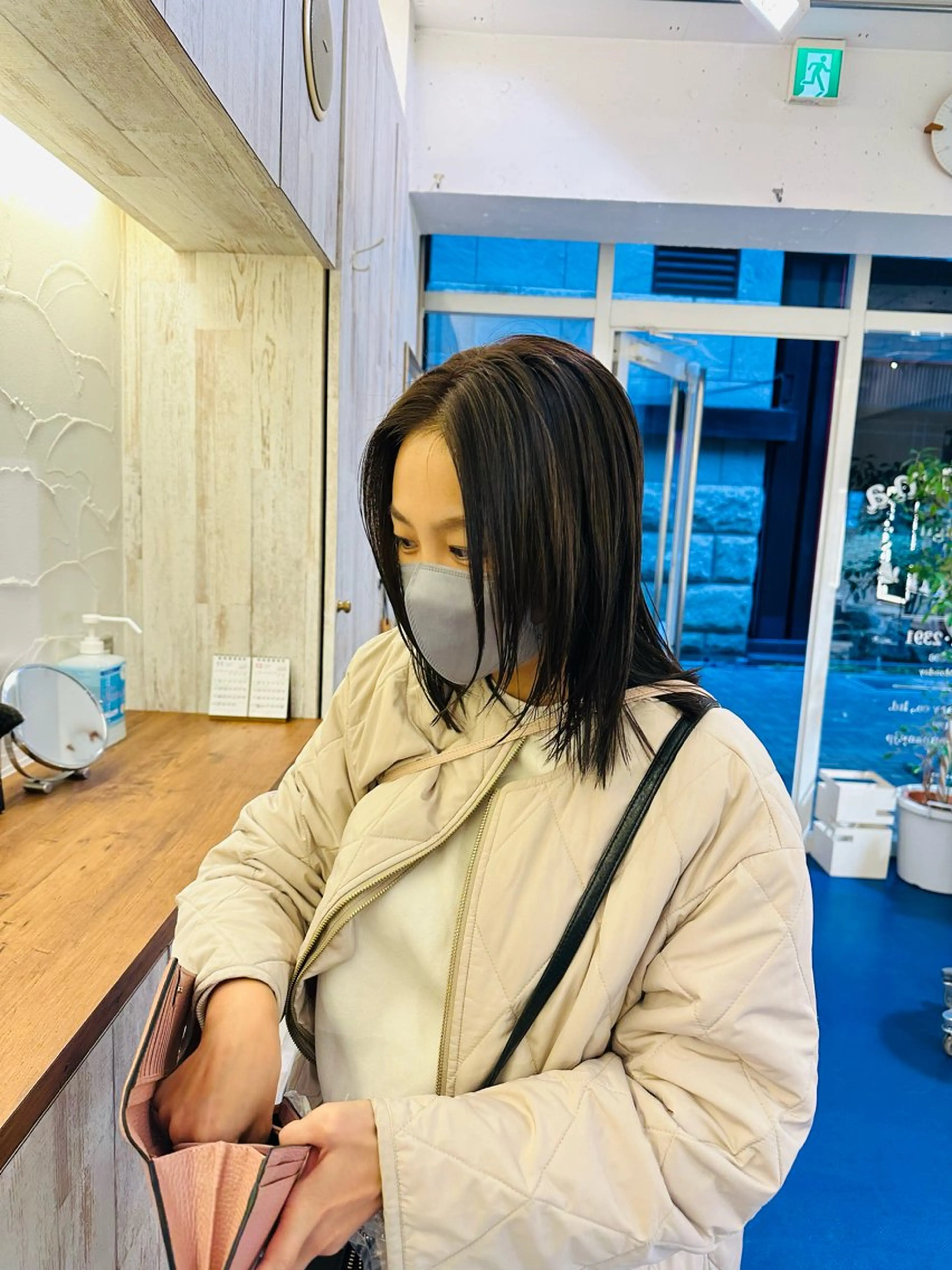 セミロング 東京／福岡の美容師 岩本康平のヘアスタイル