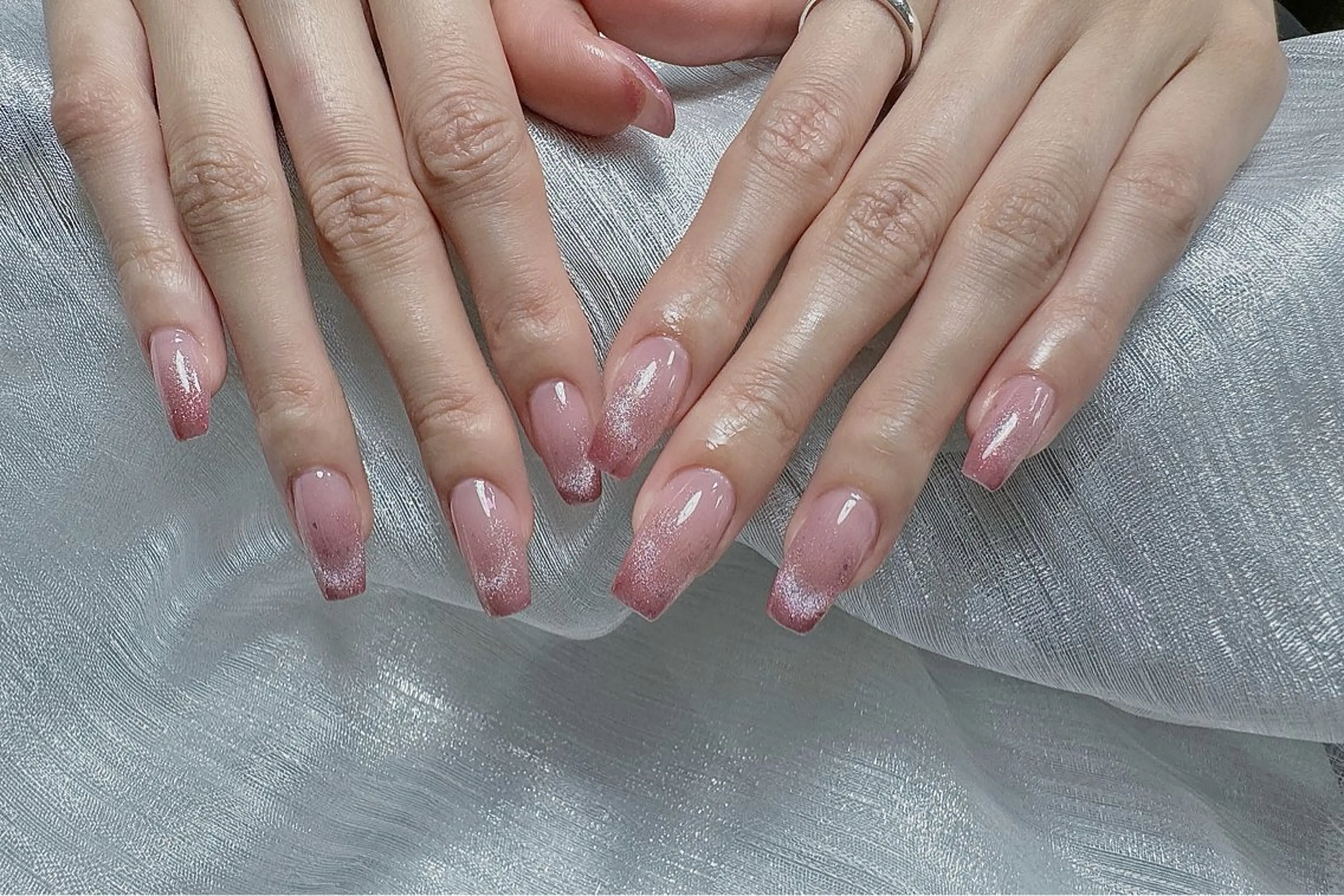 ネイル フレンチネイル マグネットネイル マグネットフレンチ 持ち込み ハンドネイル ハンドケア 💕Dreamy KIYO💕のネイルデザイン