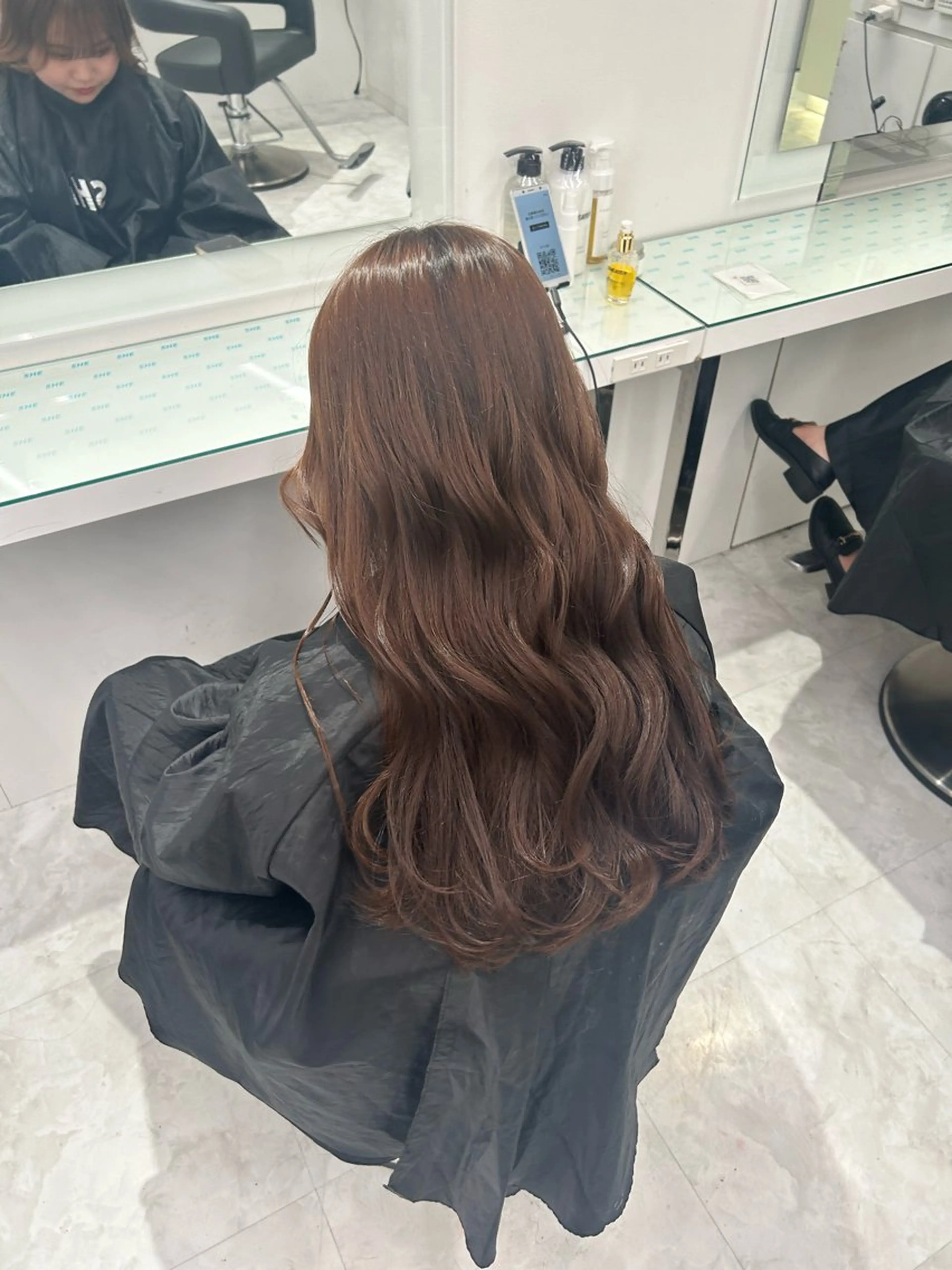 ロング 🩷暖色カラー🩷 BONのヘアスタイル