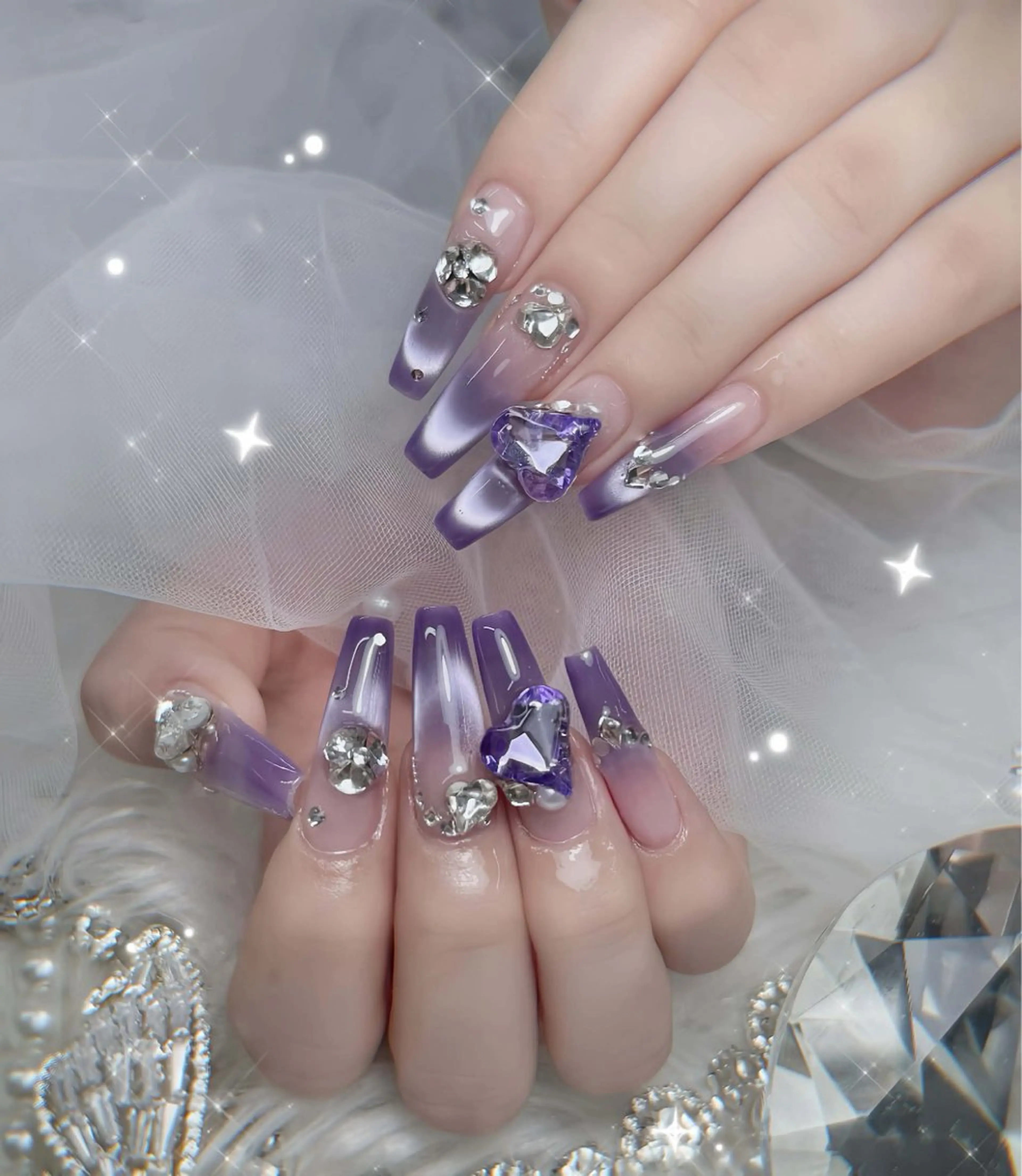 ネイル ハンドネイル ハンドケア いちご ちゃんのネイルデザイン