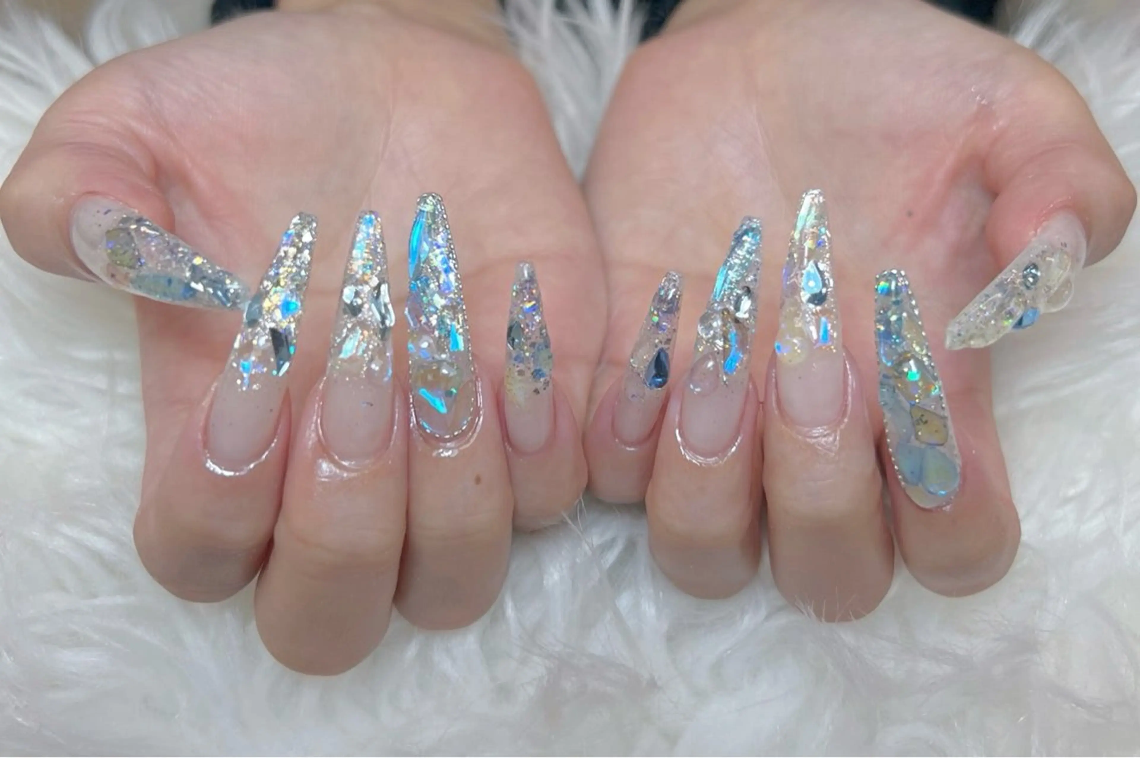 ネイル アートネイル オーロラネイル チークネイル 長さ出し フットネイル Miya _nailのネイルデザイン