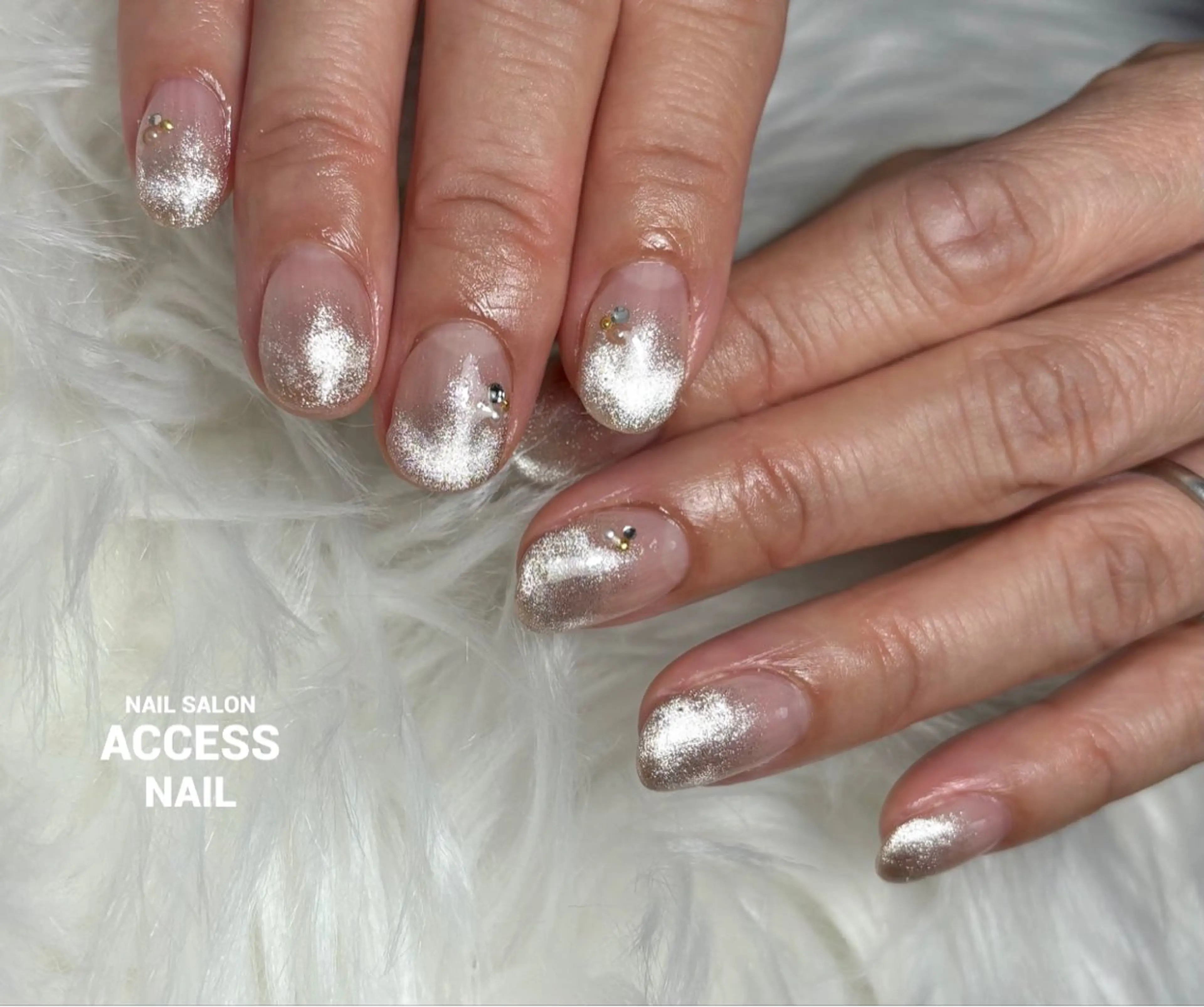 ネイル access nailのネイルデザイン