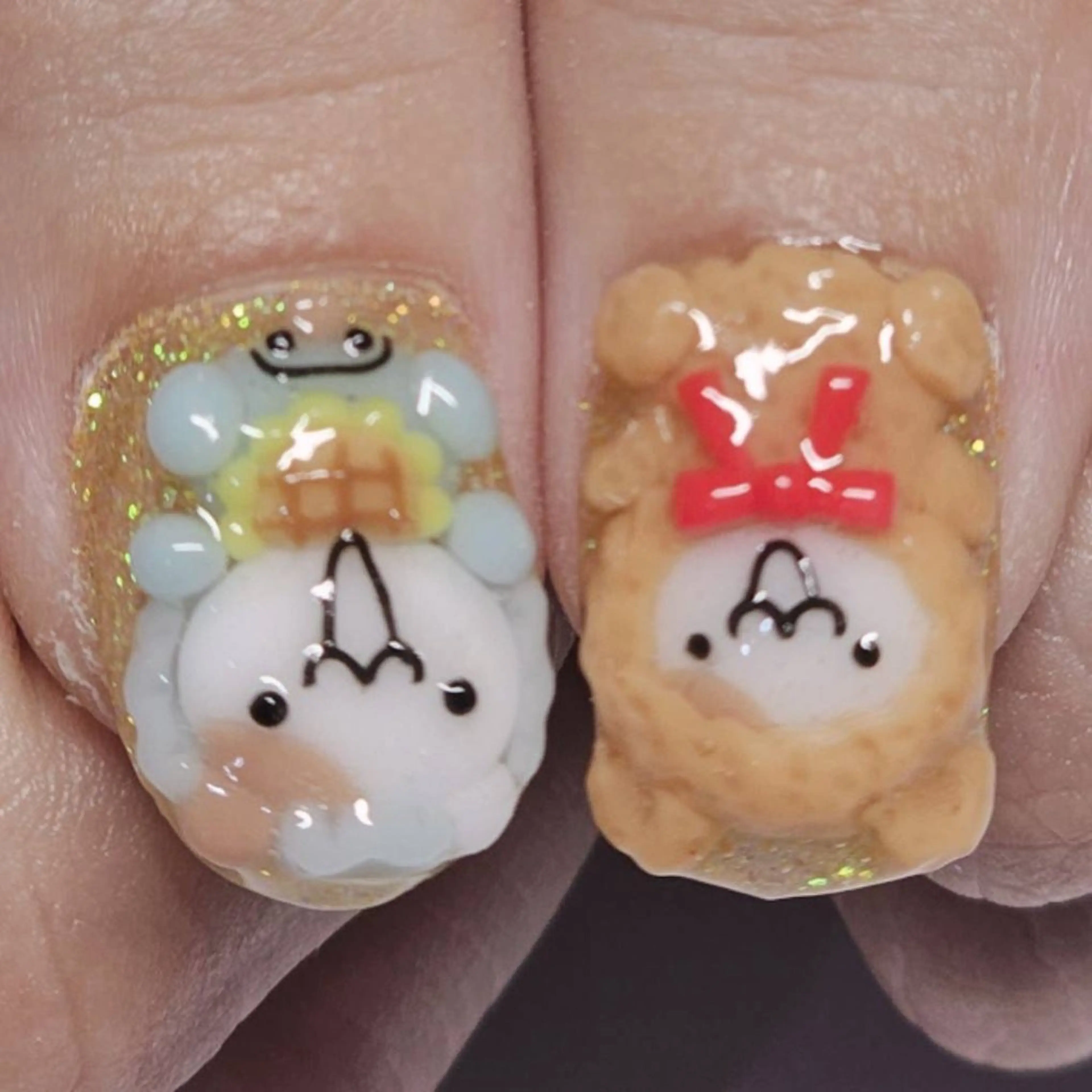 ネイル アートネイル ラメ(グリッター) ワンカラーネイル 黄色 ハンドネイル よしだ ひろきのネイルデザイン