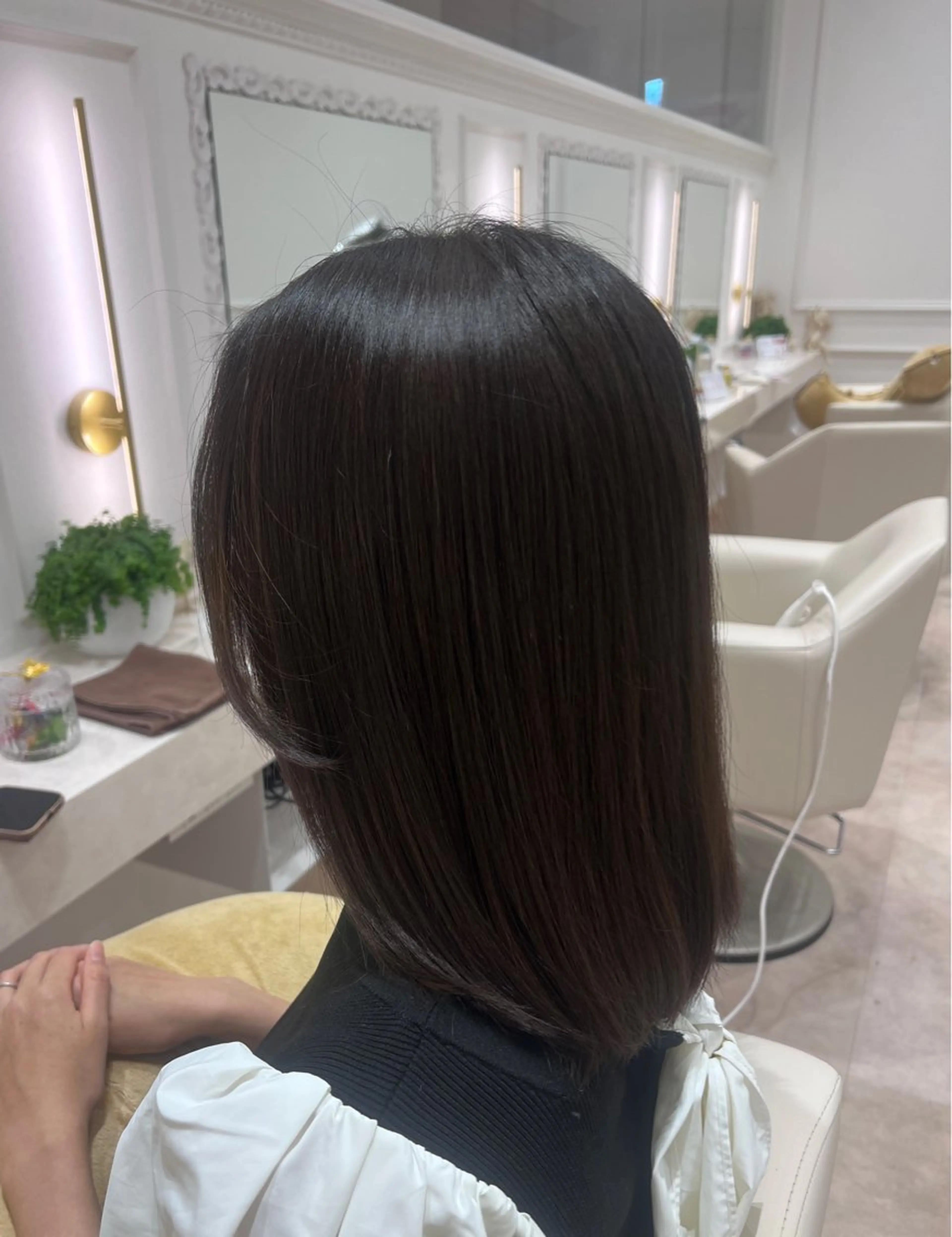 カラー FEERIE 晴海店 荒木優菜のヘアスタイル