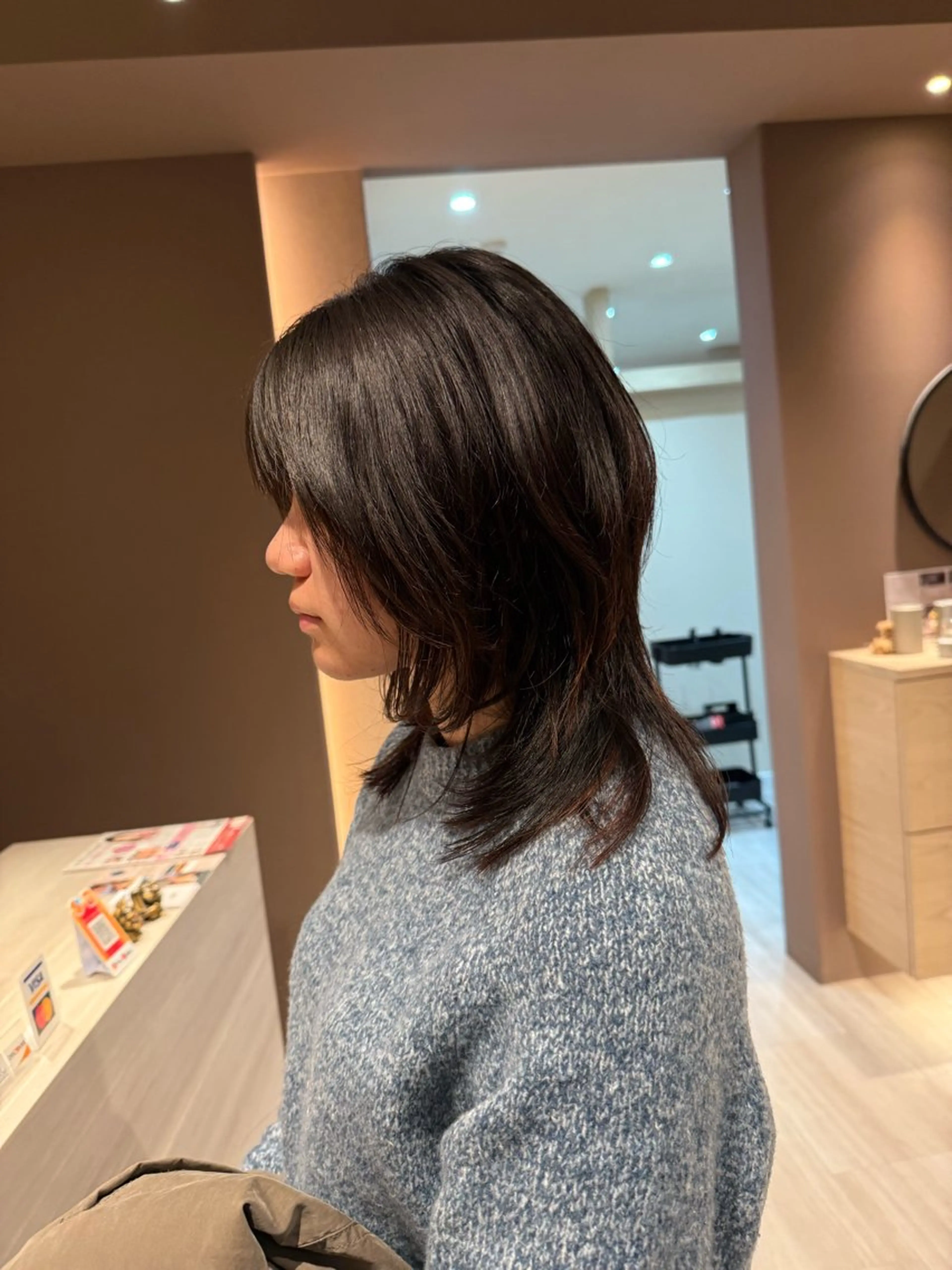 ミディアム ハッシュカット レイヤーカット カット ヘアカラー トリートメント Lien.テラダ 各務原スタイリストのヘアスタイル