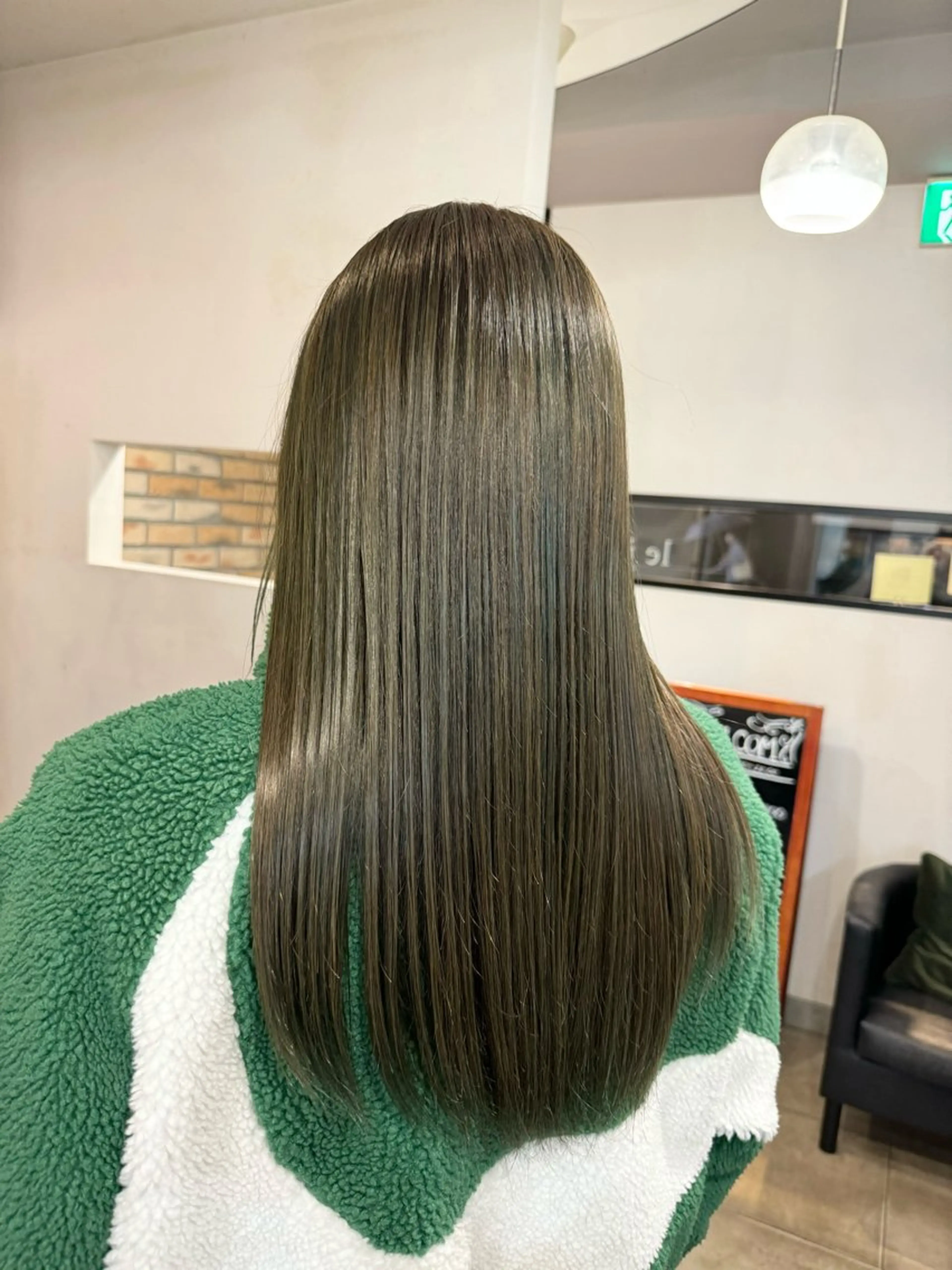 ロング ヘアカラー ✂️ 小倉ちか✂️のヘアスタイル