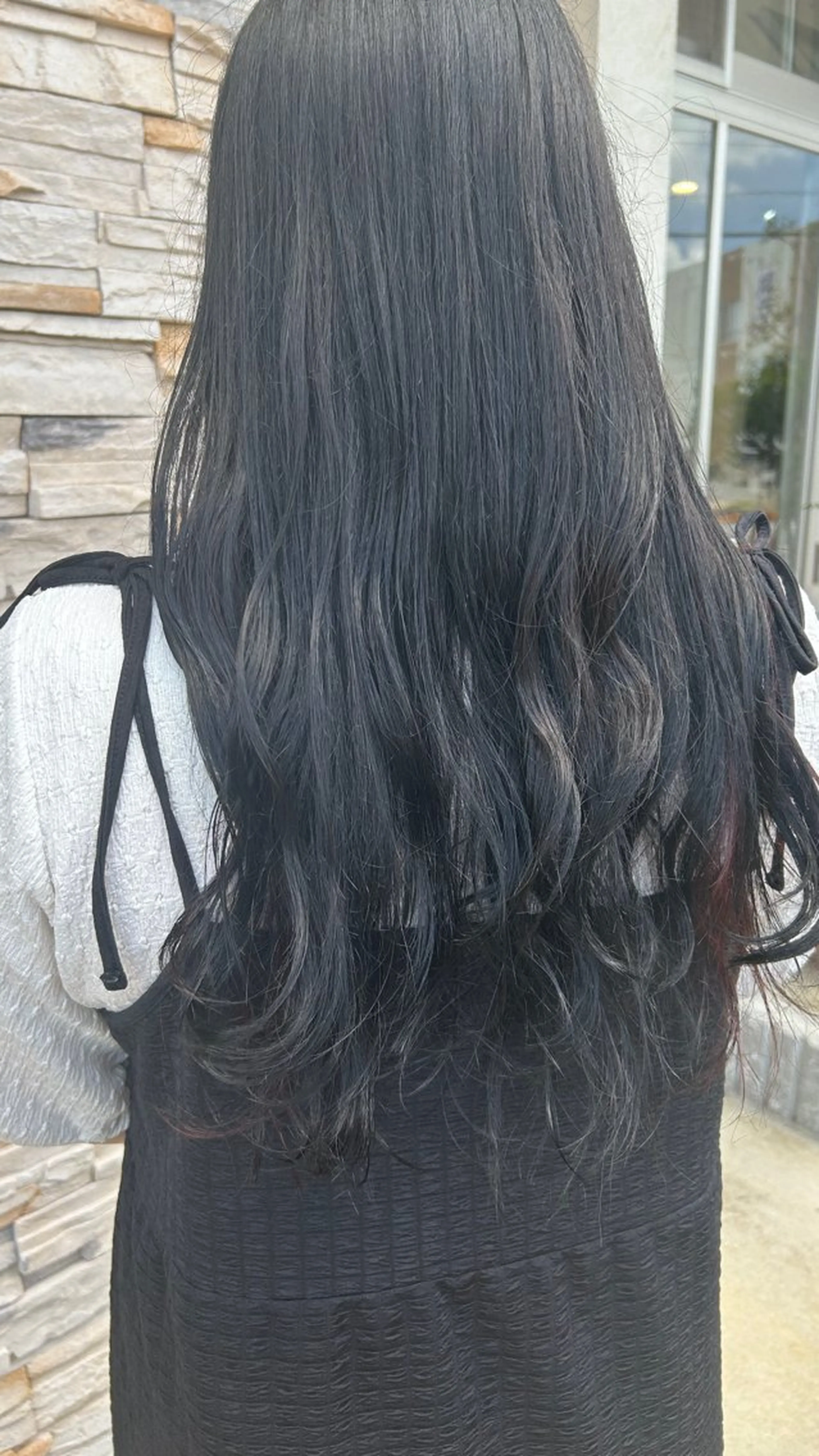 カラー TERUYA shionのヘアスタイル