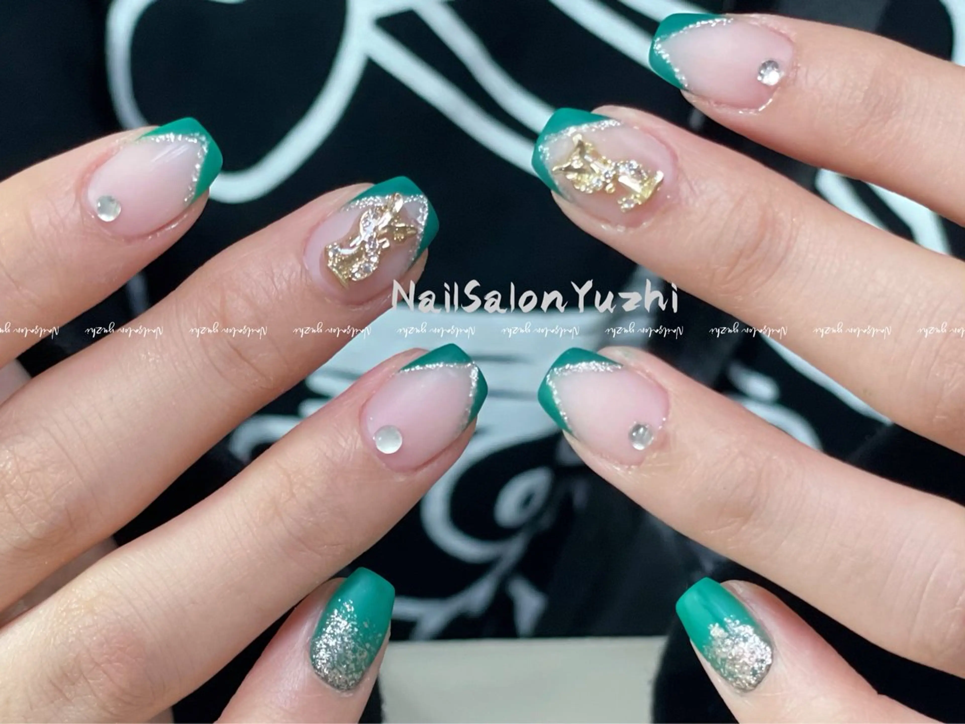 ネイル ハンドネイル MAKI💚💚💚 秋葉原.のネイルデザイン