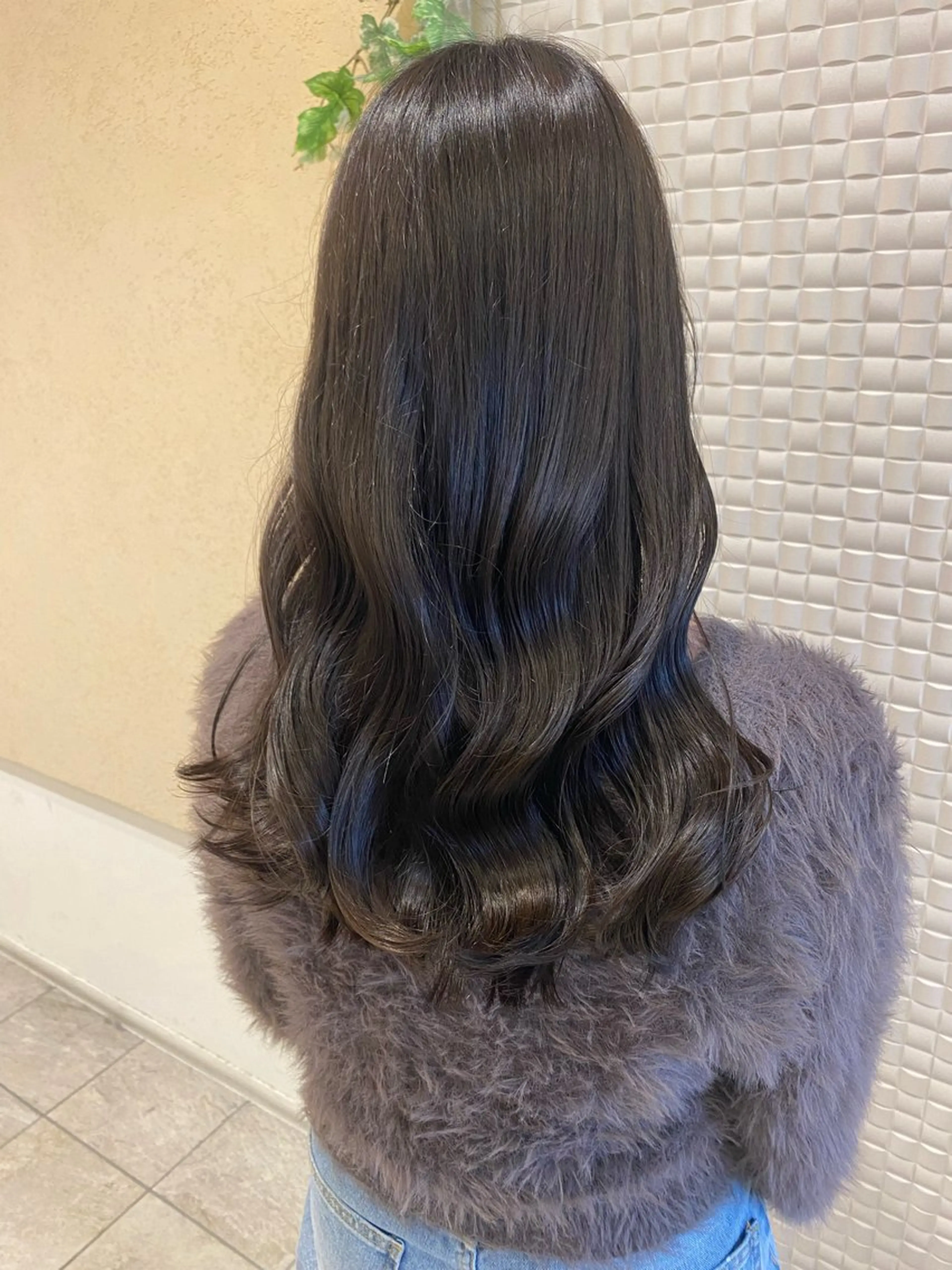 ミディアム カラー ヘアアレンジ ブリーチ グレージュ ブリーチなしカラー ヘアカラー 新宿メンズパーマ ヨモギダのヘアスタイル