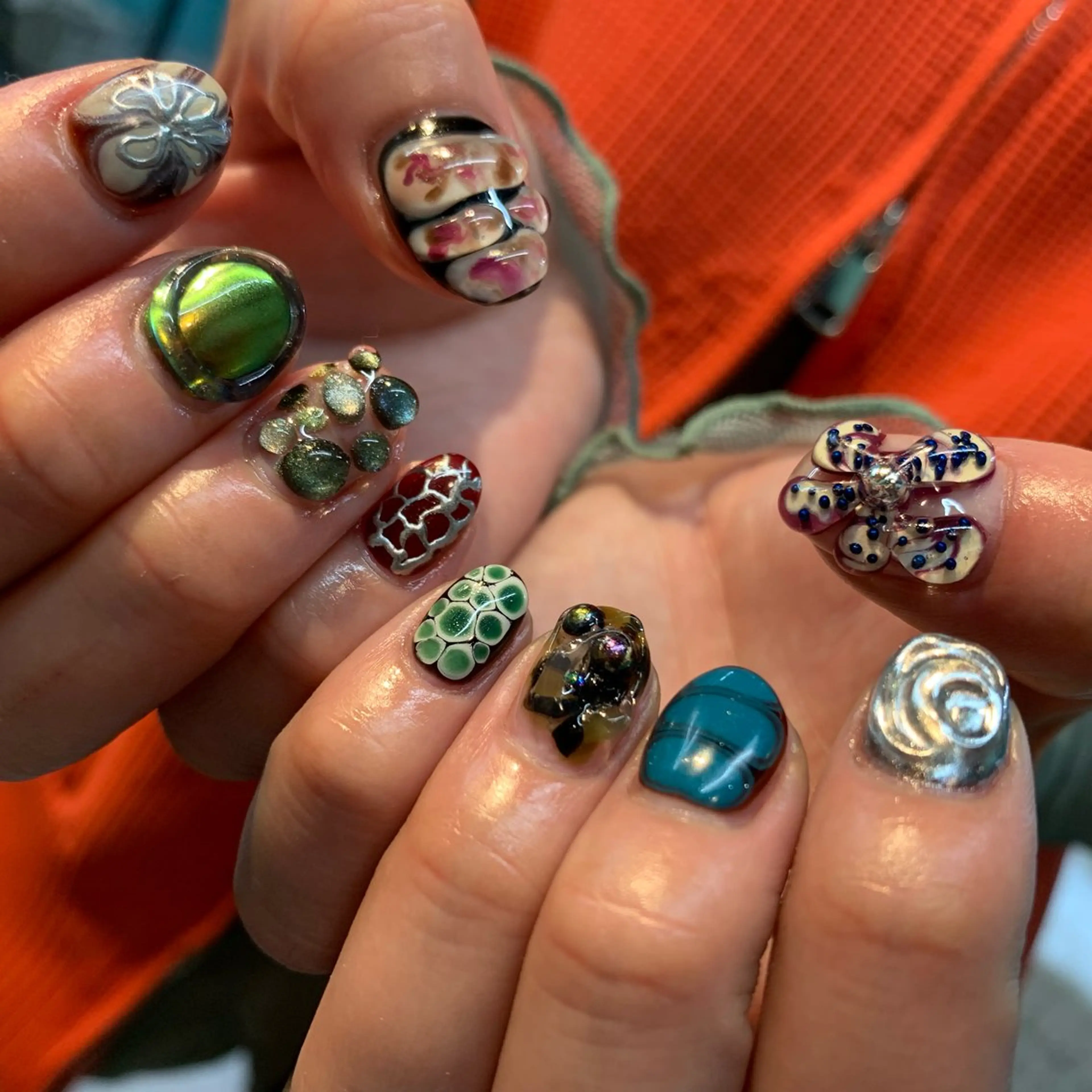 ネイル ニュアンスネイル ぷっくりネイル ハンドネイル ニコネイル下北沢所属・KYOKA🐣 NICOnail🫶のネイルデザイン