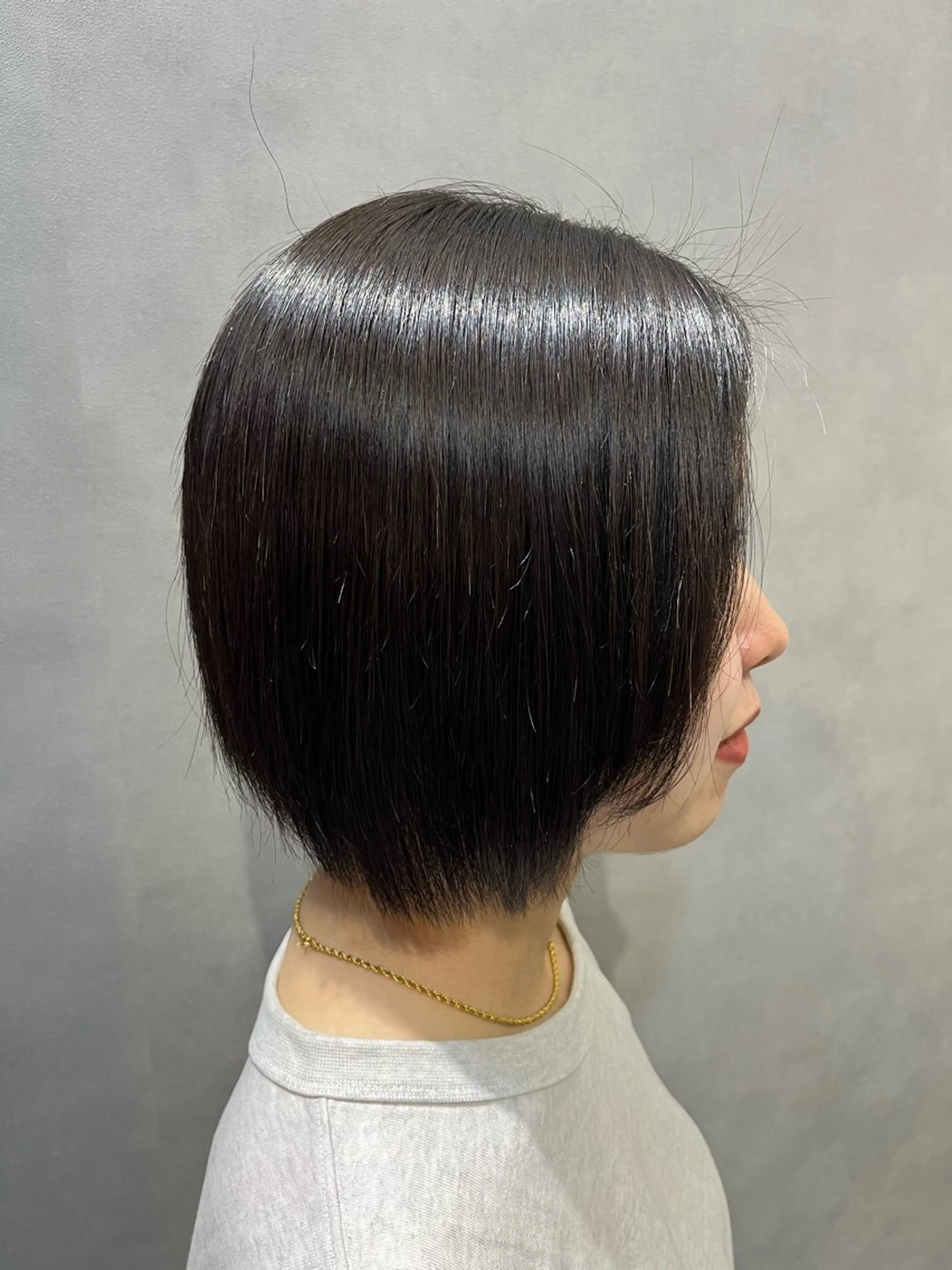 ショート ボブ ヘアカラー トリートメント 透明感カラー/パーマ 🌀アオノのヘアスタイル