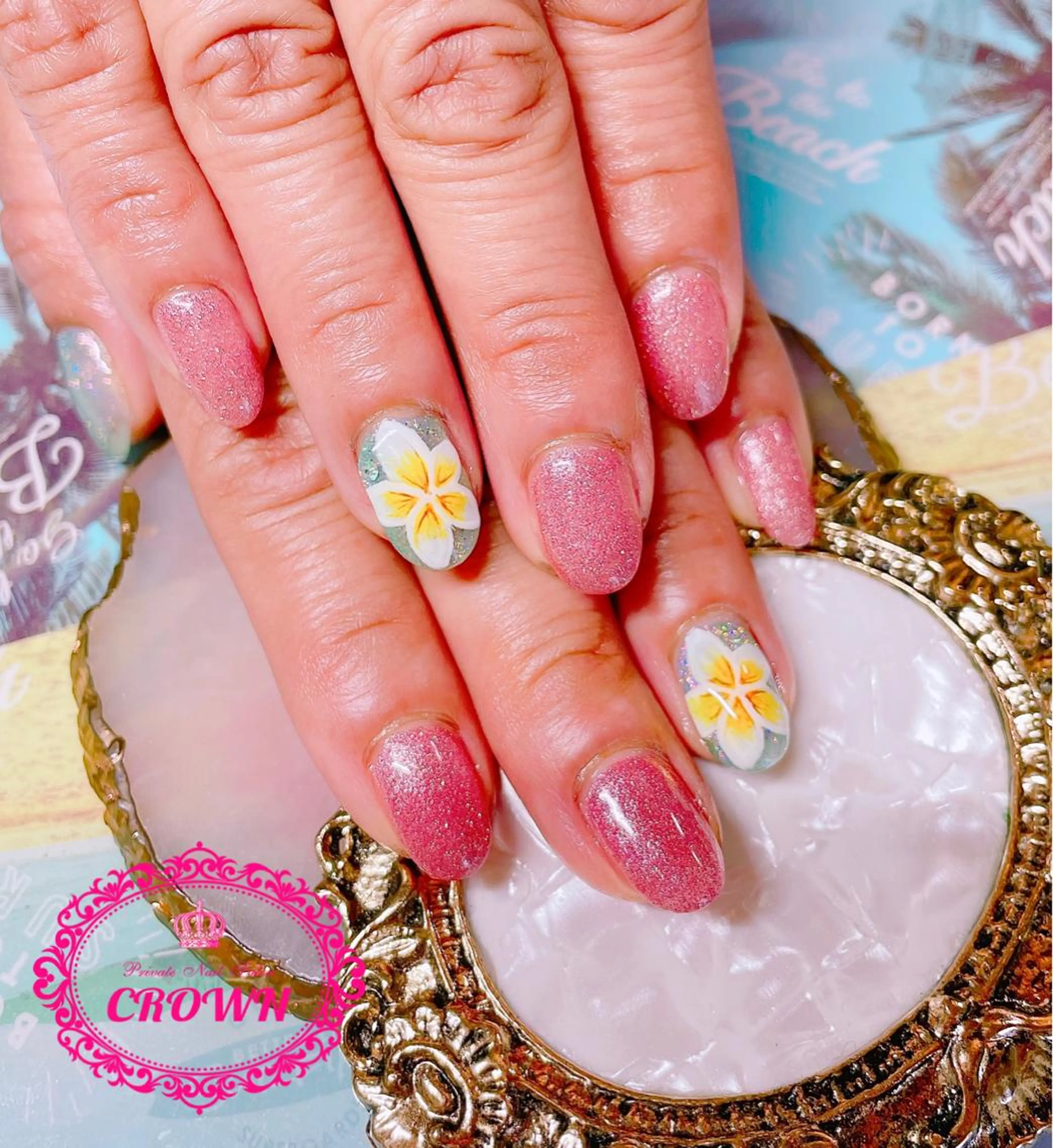 ネイル CROWN プライベートサロンのネイルデザイン