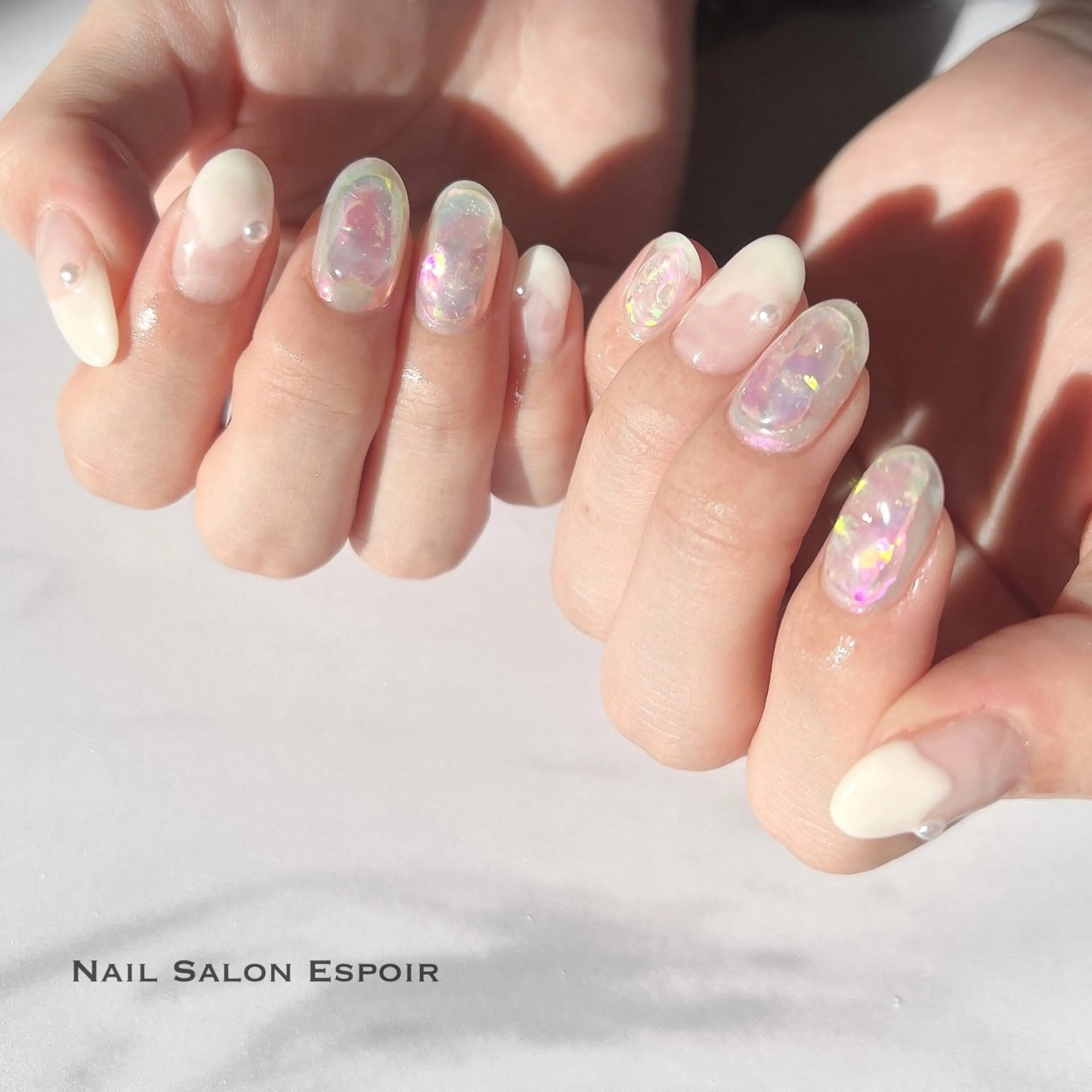 ネイル オーロラネイル フレンチネイル 氷ネイル・うるうるネイル Nail Salon Espoirのネイルデザイン