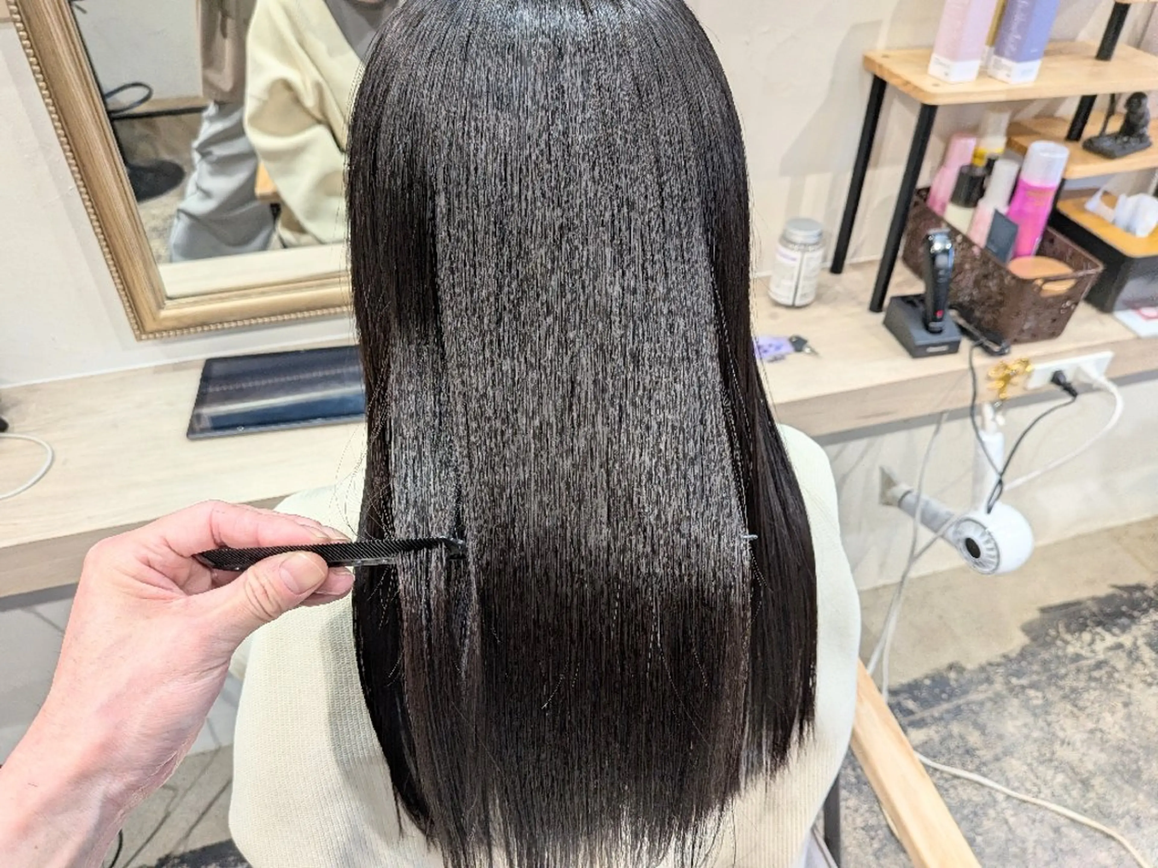 カット+髪質改善ストレート+高濃度カスタマイズTRの写真