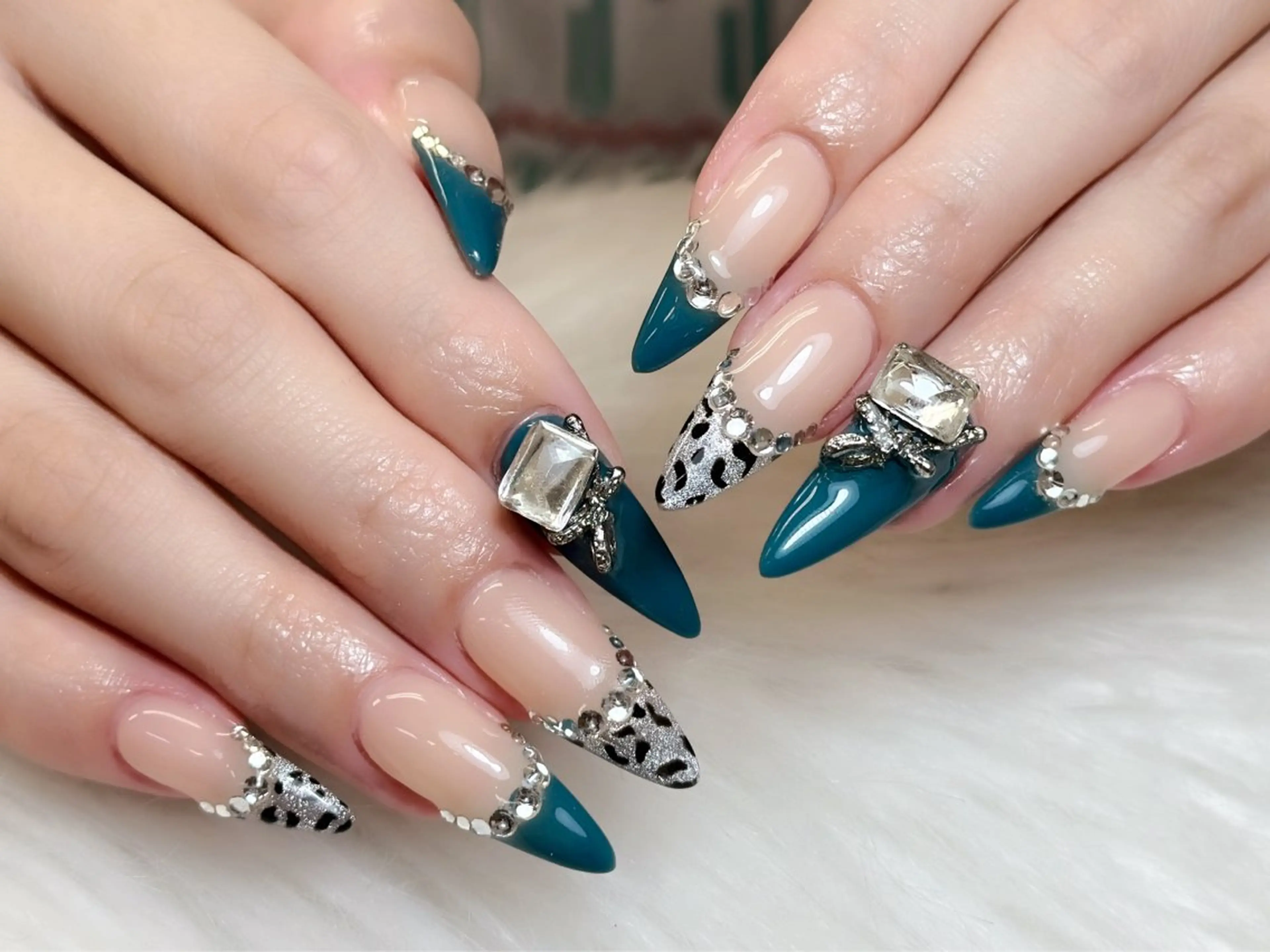 ネイル アートネイル ジェルネイル マグネットネイル ハンドネイル JennNail_ マオのネイルデザイン
