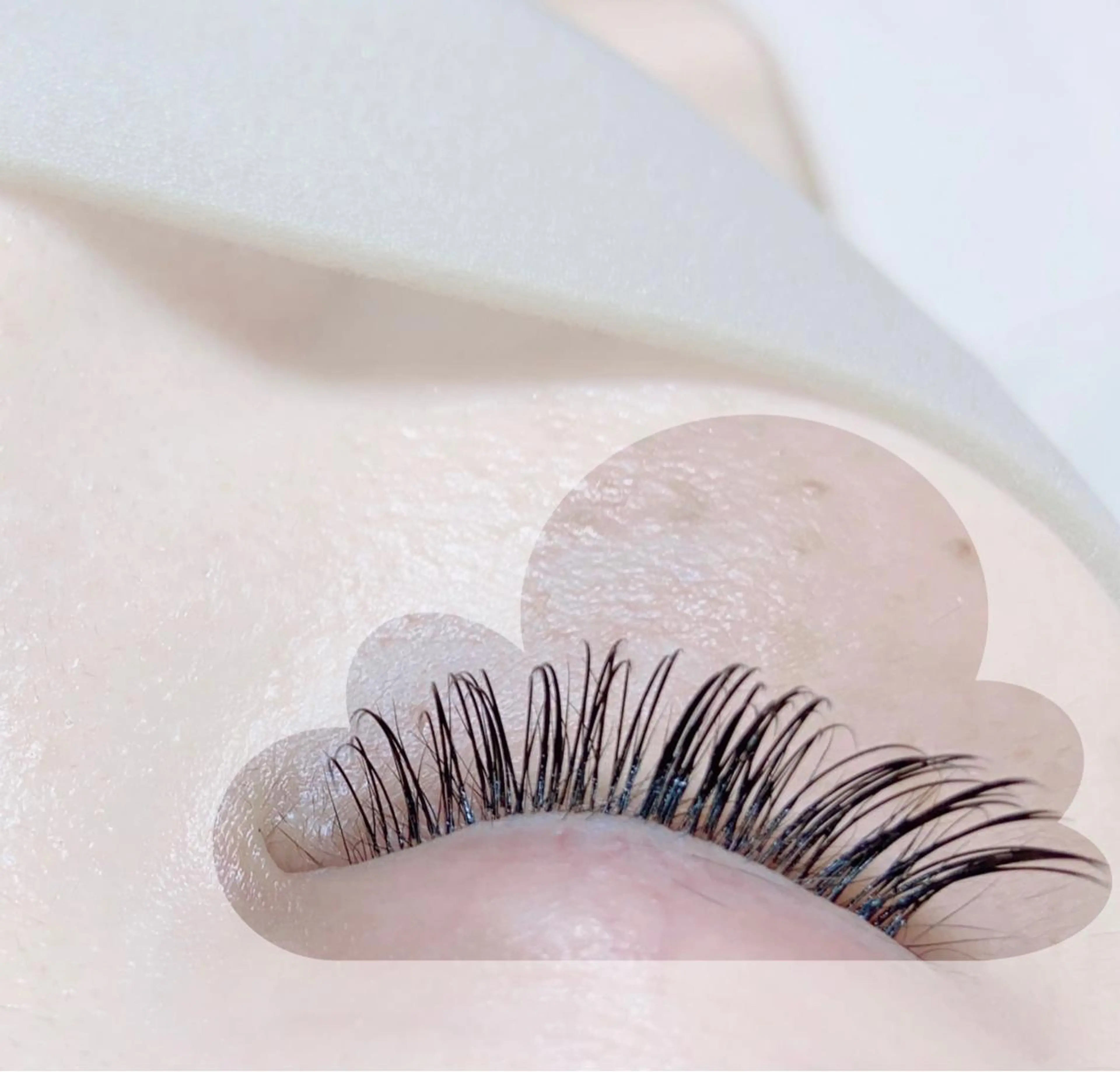 マツエク・マツパ カラーマツエク フラットラッシュ 韓国風マツエク パリジェンヌラッシュリフト まつげパーマ barro.1995所属・オーダーメイドまつげ &まゆげ.RIKAのマツエク・マツパデザイン