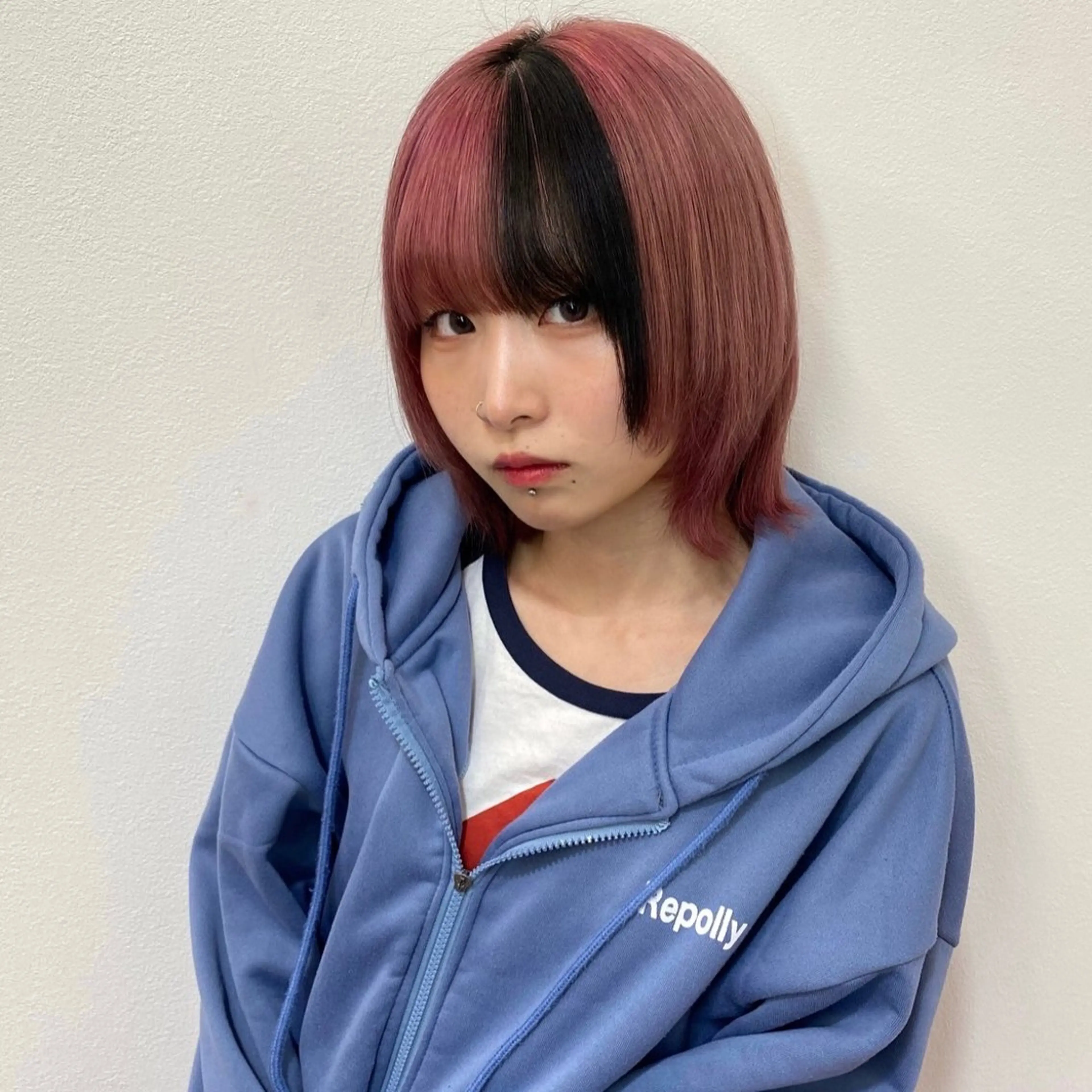 カラー ★デザインカラー ハイトーン ももか★のヘアスタイル