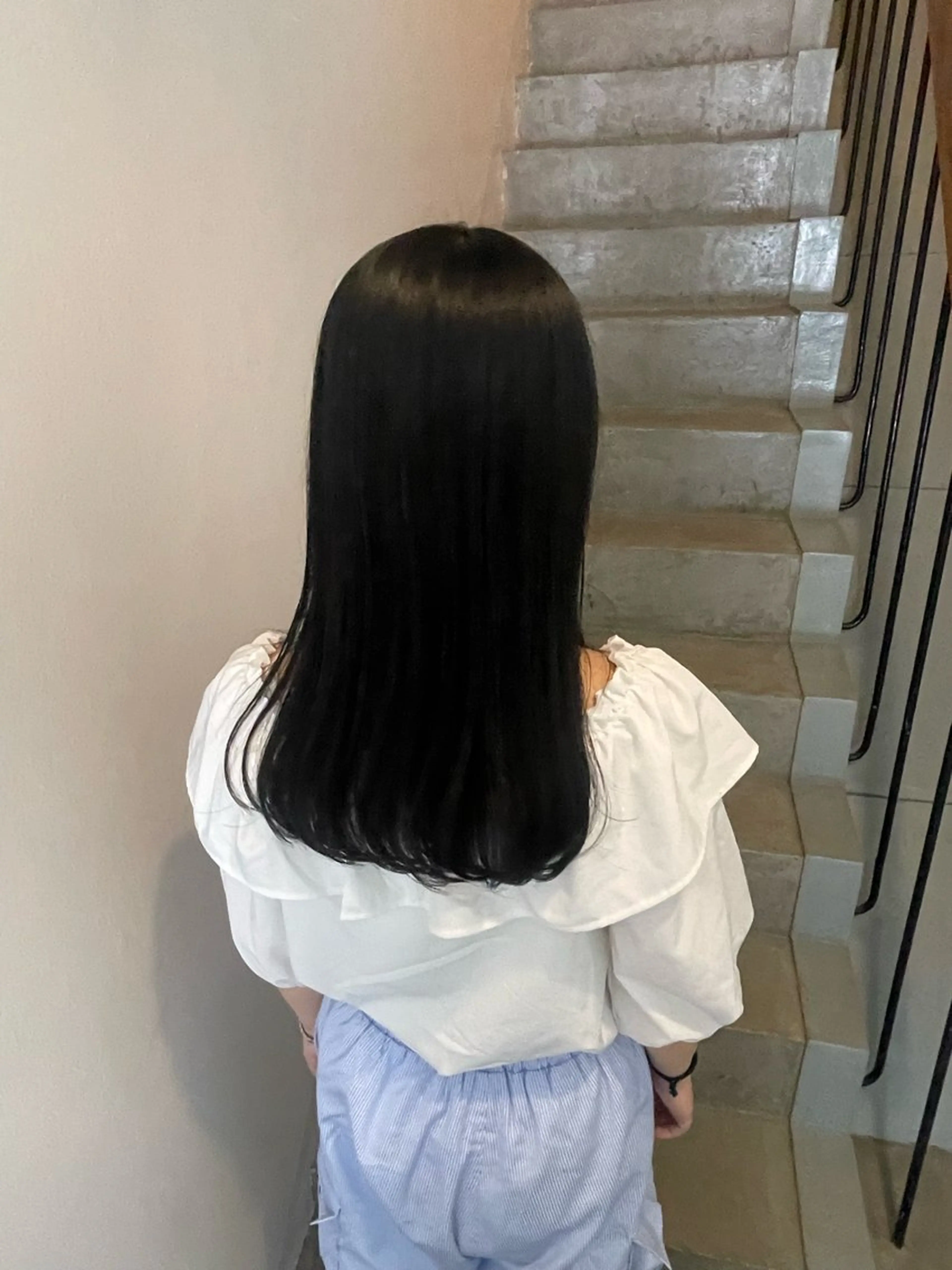 ミディアム 川口 瑞穂のヘアスタイル