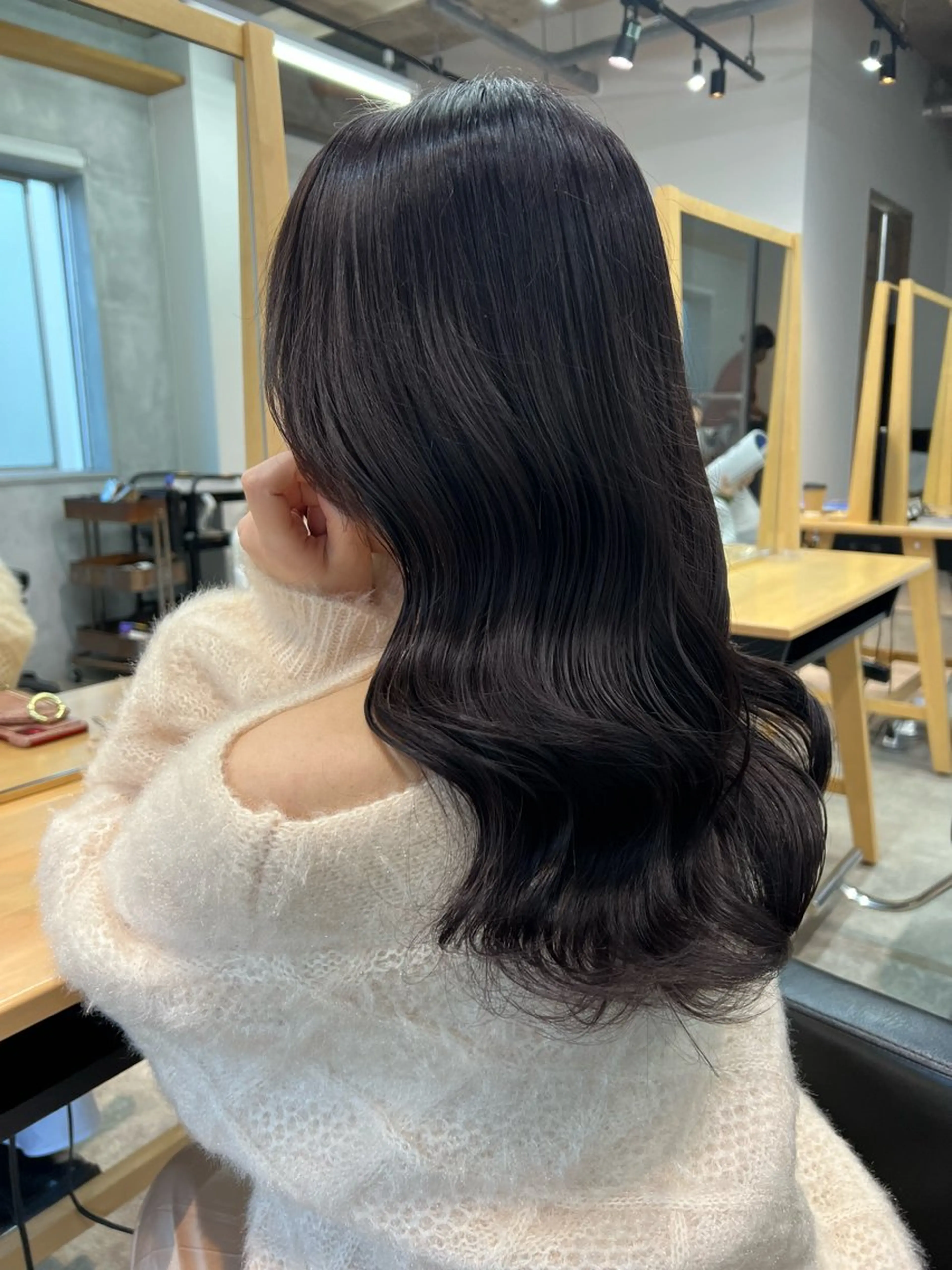 セミロング カラー 高畑 恵莉 👒 暖色 / 艶髪 🧺のヘアスタイル