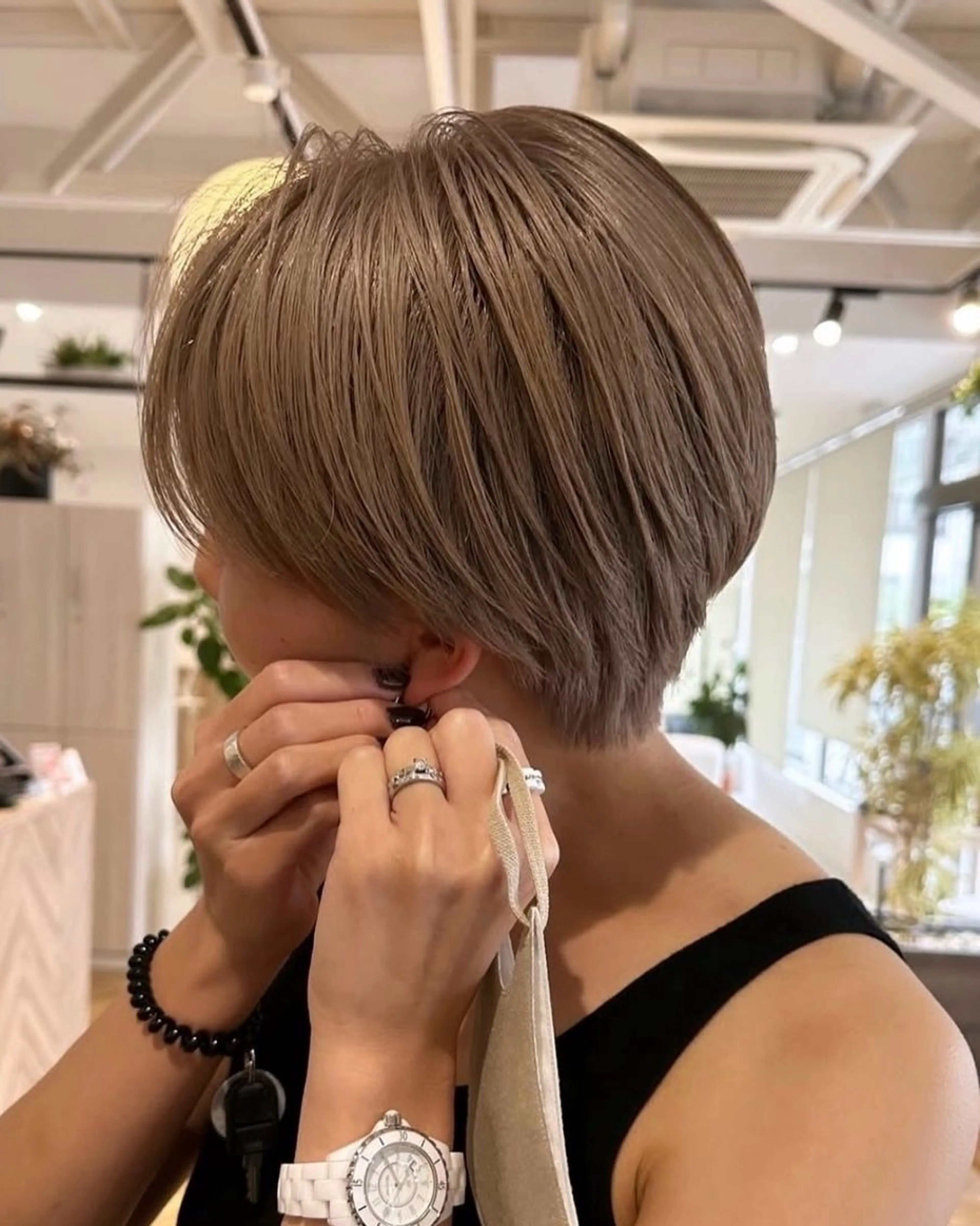 ショート 髙橋 美妃のヘアスタイル