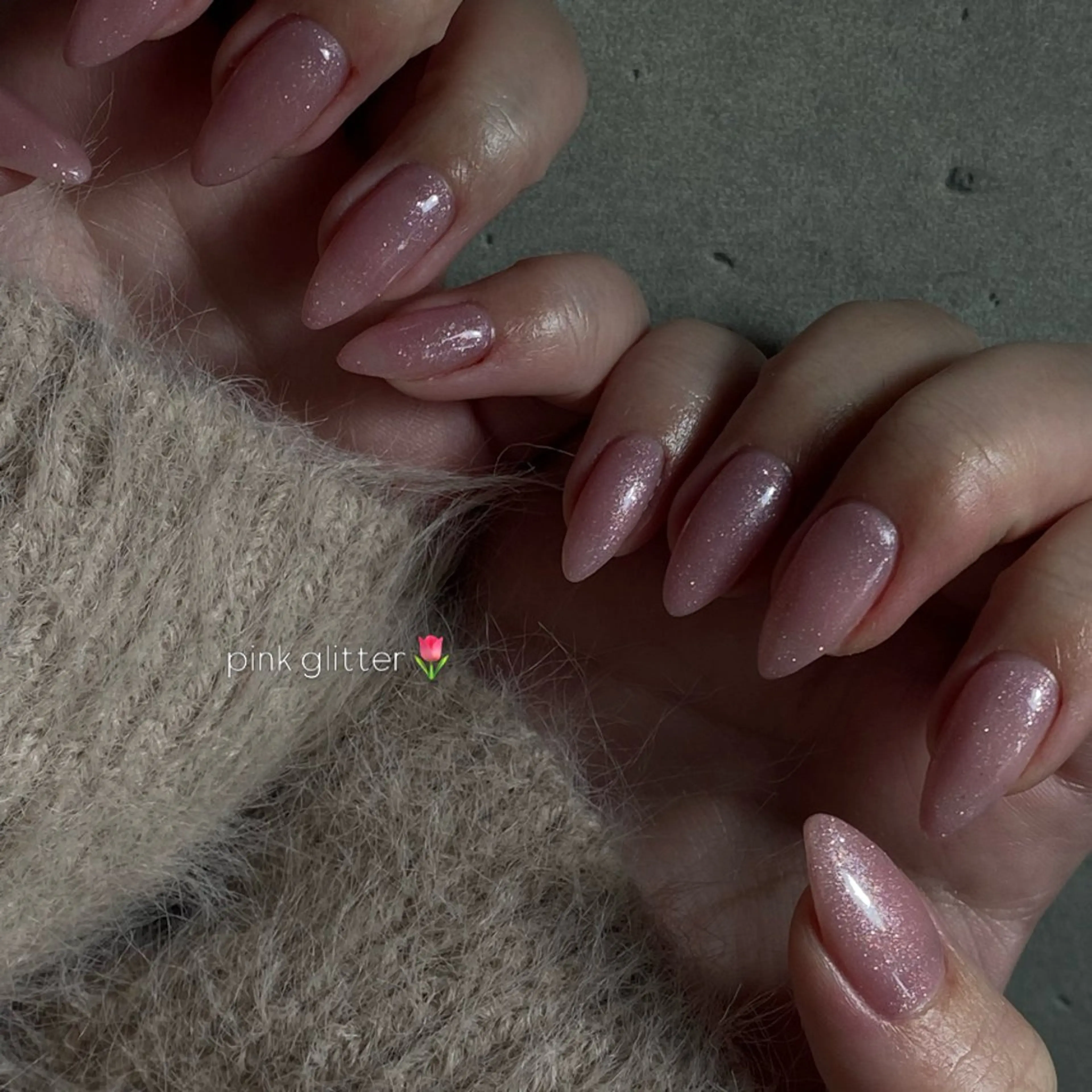 ネイル キラキラネイル シンプルネイル ハンドネイル kosai sedumのネイルデザイン