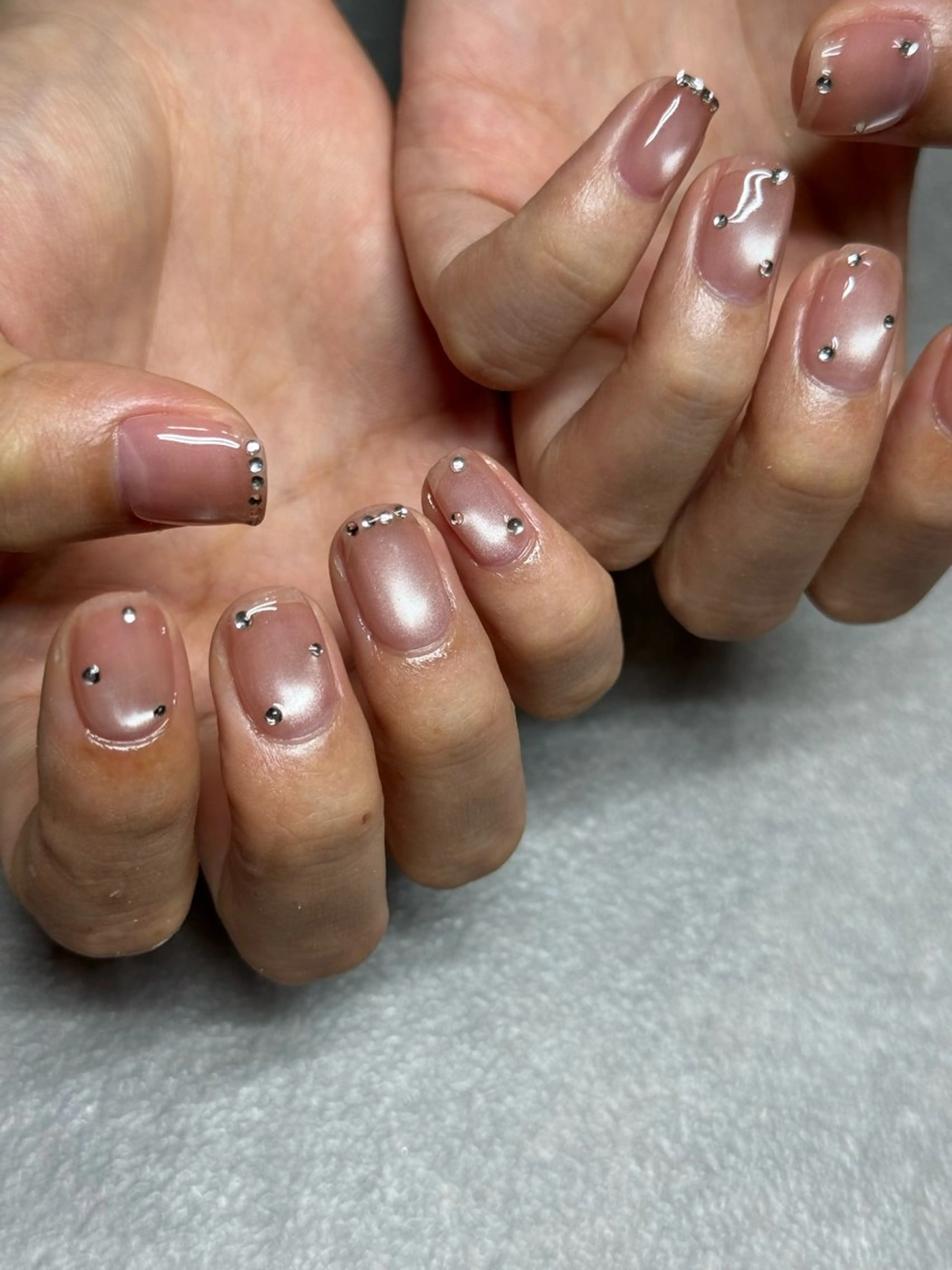 ネイル 氷ネイル・うるうるネイル マグネットネイル ストーンネイル ハンドネイル フットネイル kiii.__ ✴︎*のネイルデザイン