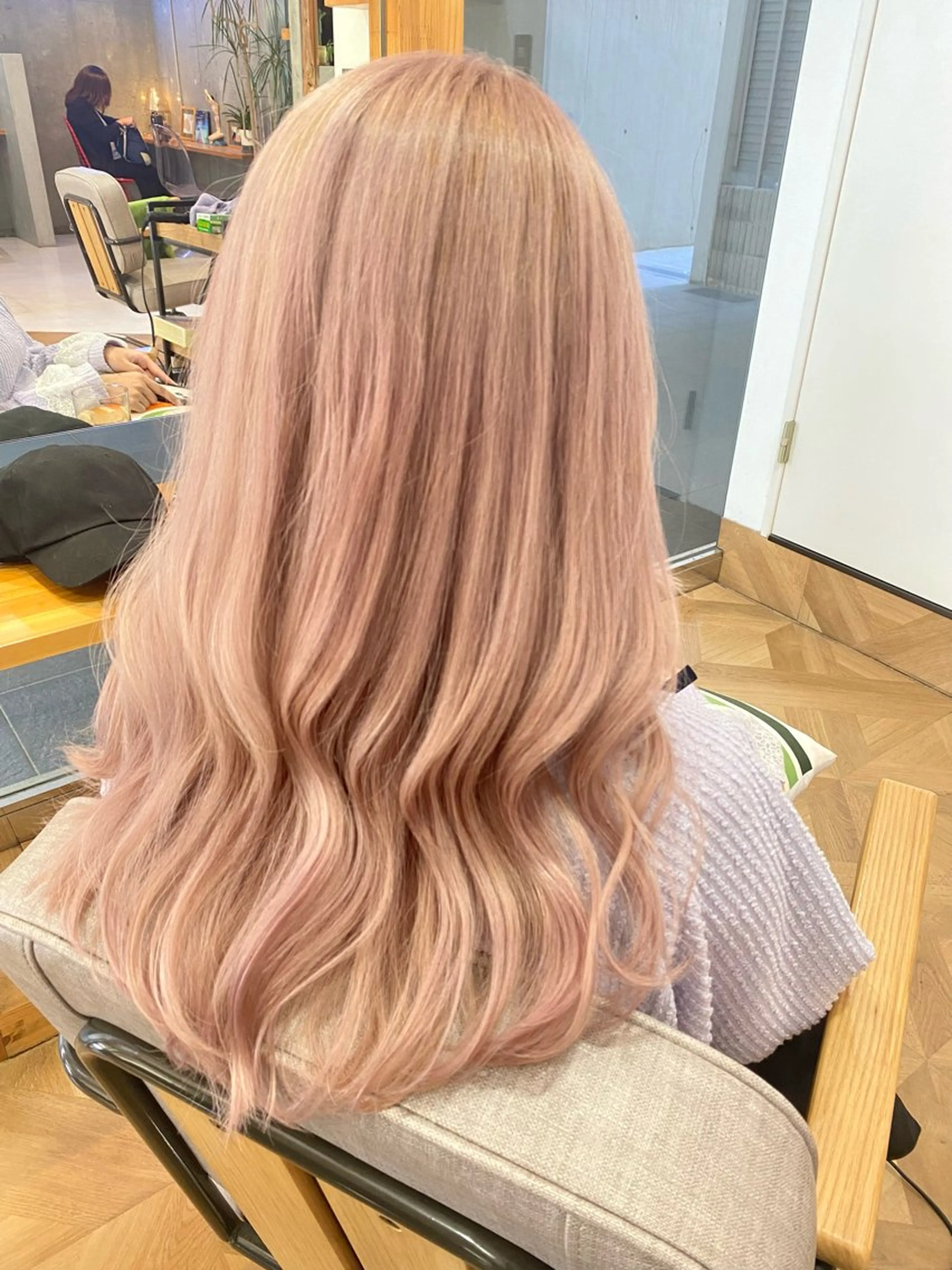 セミロング カラー シールエクステ 🪽CHIAKIのヘアスタイル