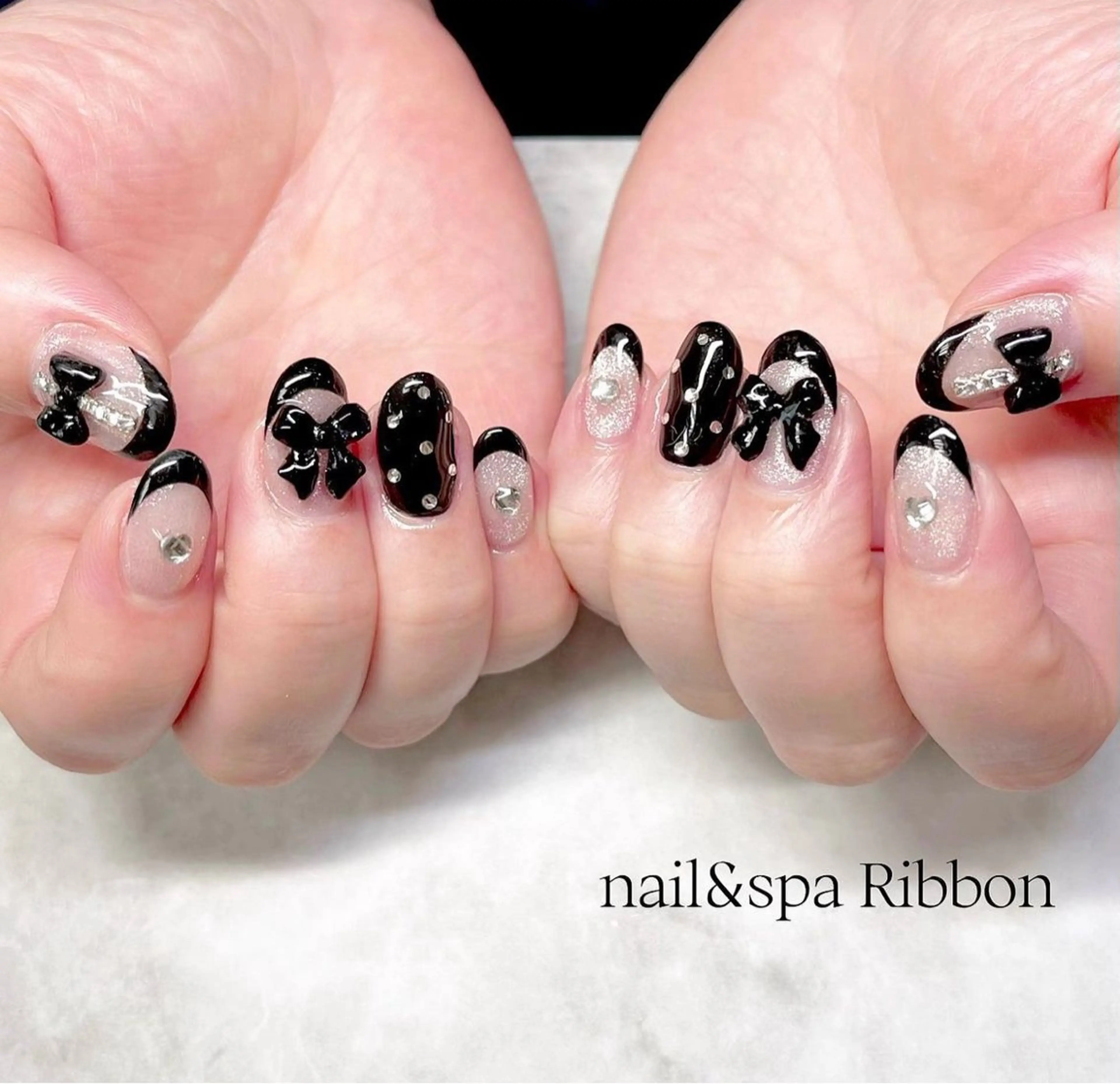 ネイル 東 真百のネイルデザイン