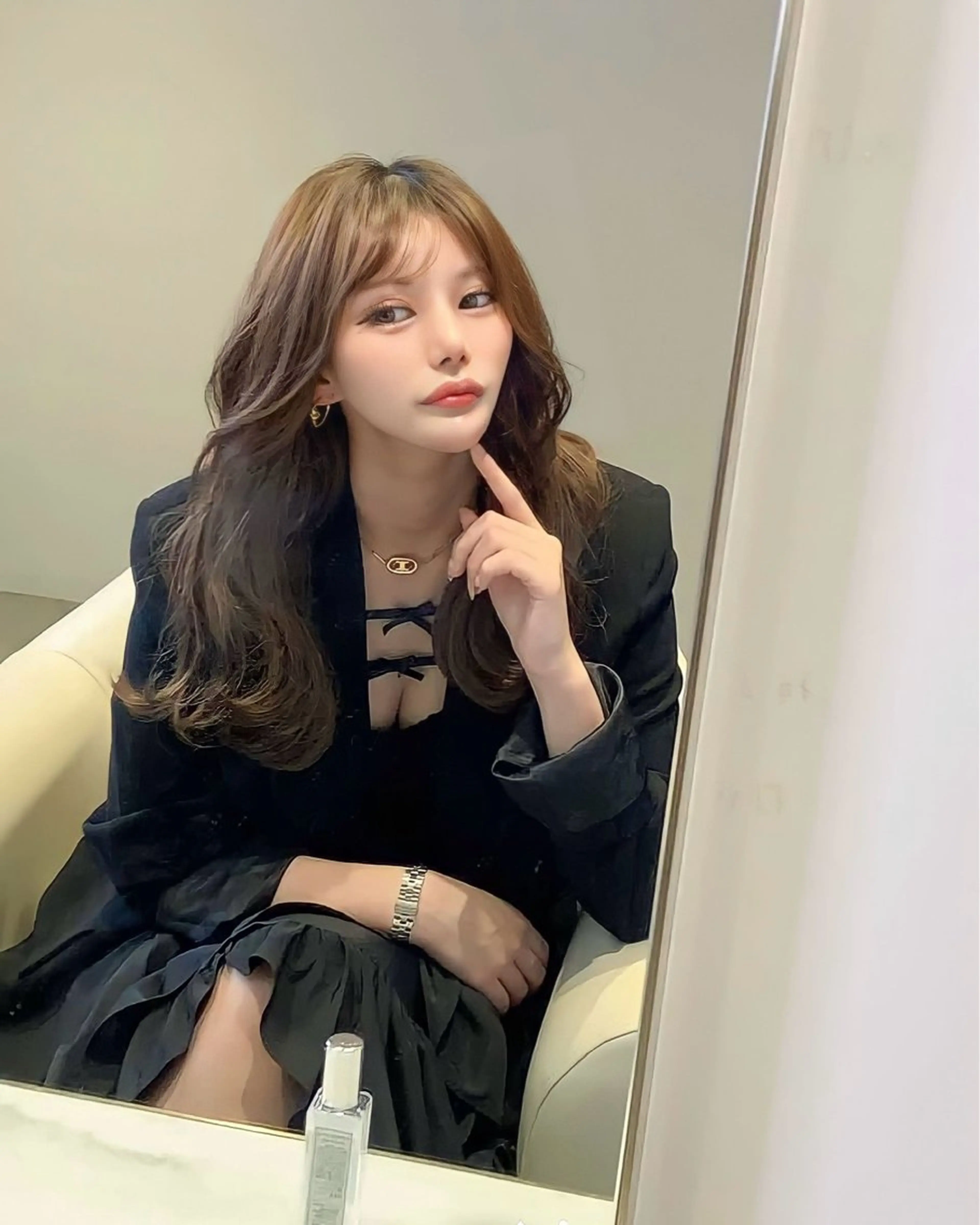 セミロング カラー カット ヘアカラー トリートメント ヘッドスパ ヘアセット 韓国ヘア/レイヤー/ 顔まわり/りょーとのヘアスタイル