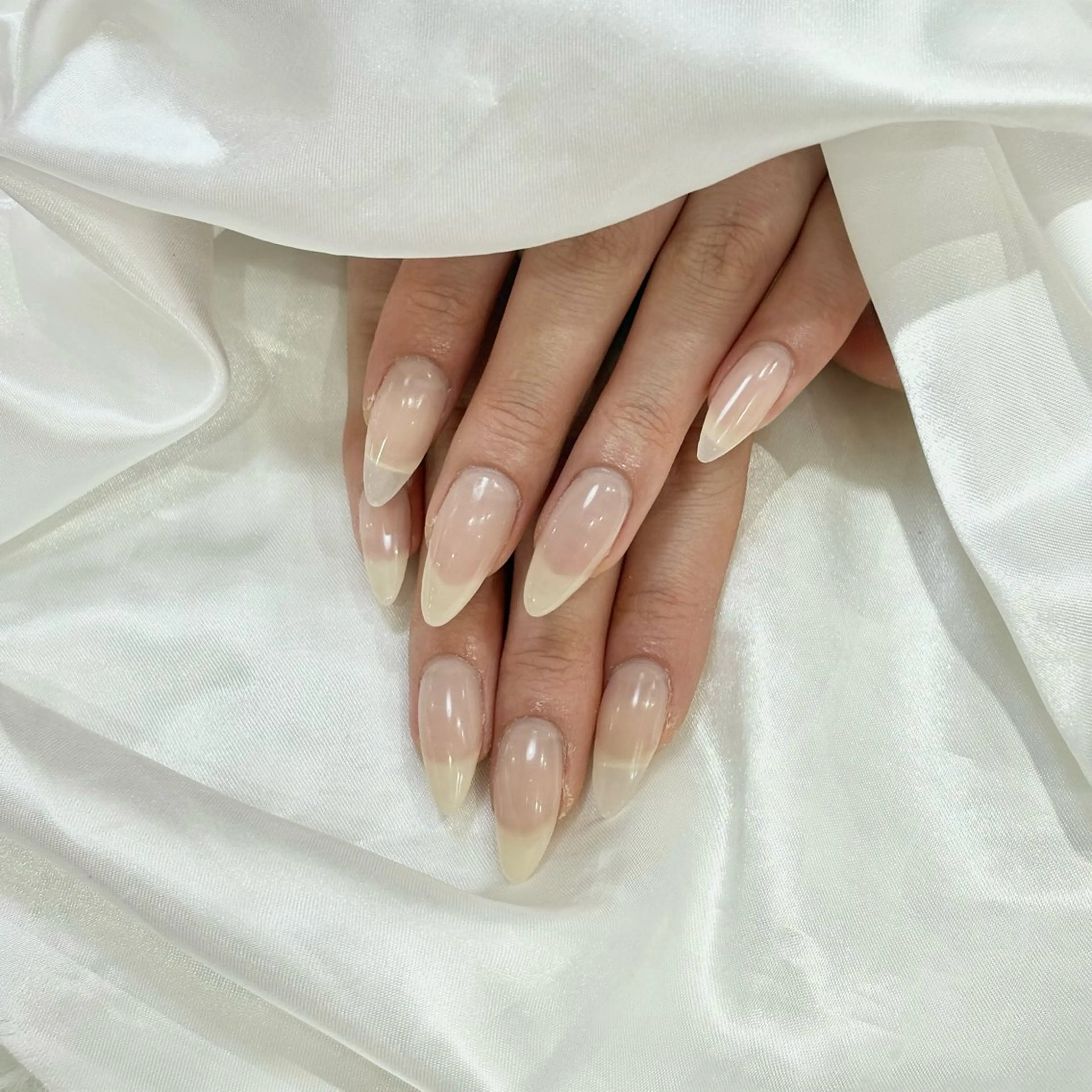 ネイル ハンドネイル WISTERIA sahoのネイルデザイン