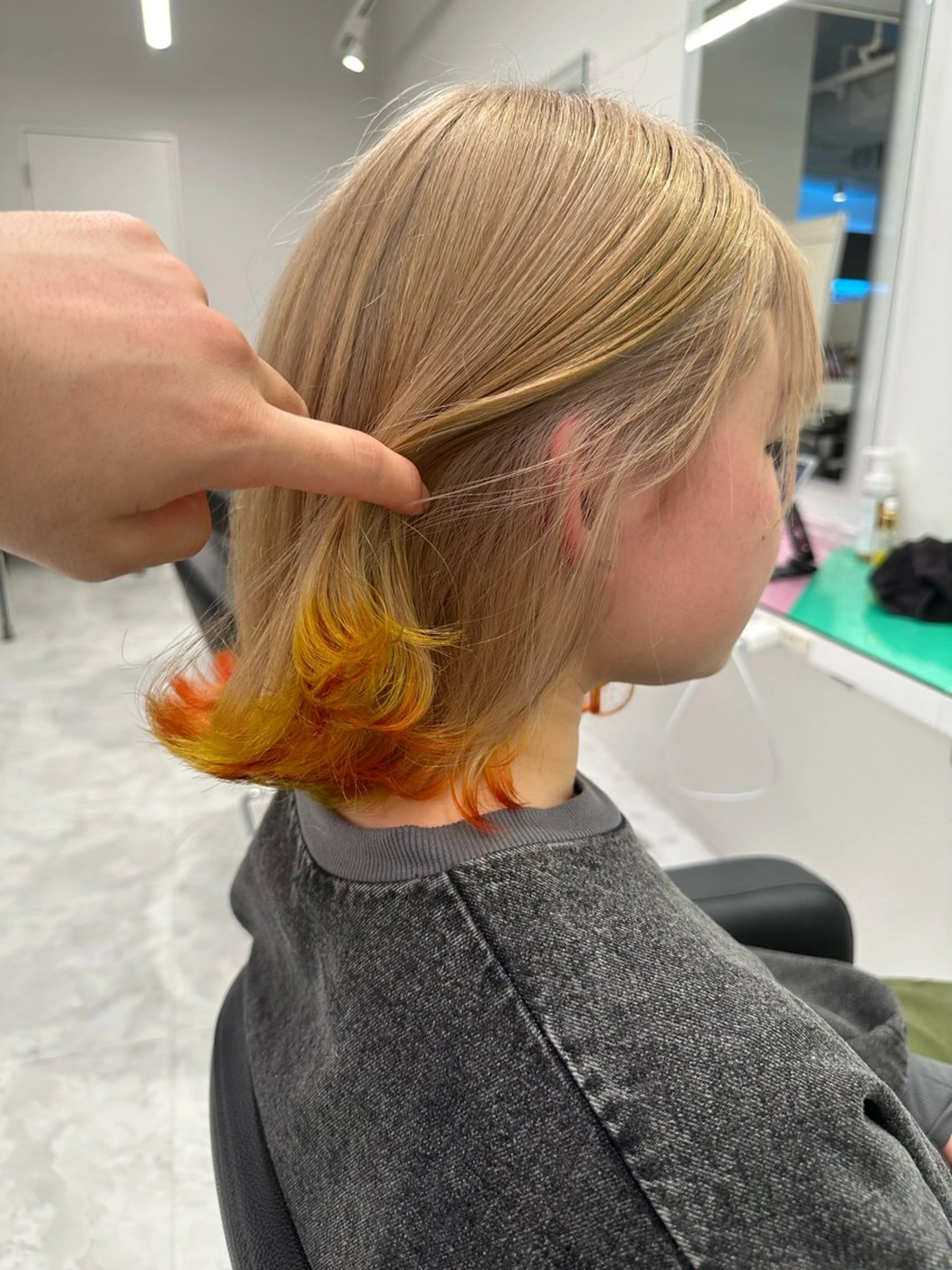 ショート カラー デザインカラー インナーカラー ヘアカラー 渋谷/透明感カラー /半個室/こうめいのヘアスタイル