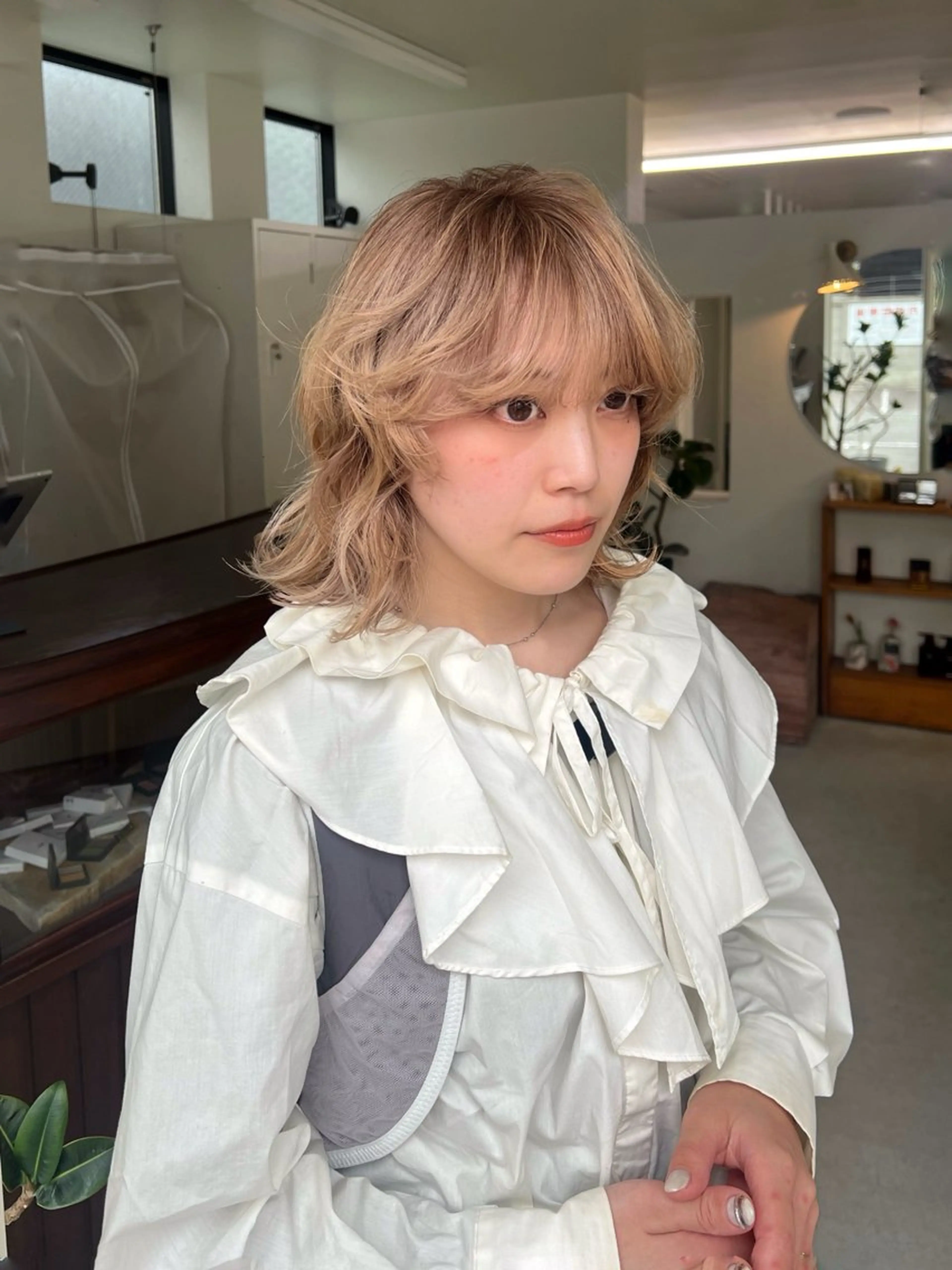 ミディアム カラー カット ヘアカラー トリートメント 小林 美咲のヘアスタイル