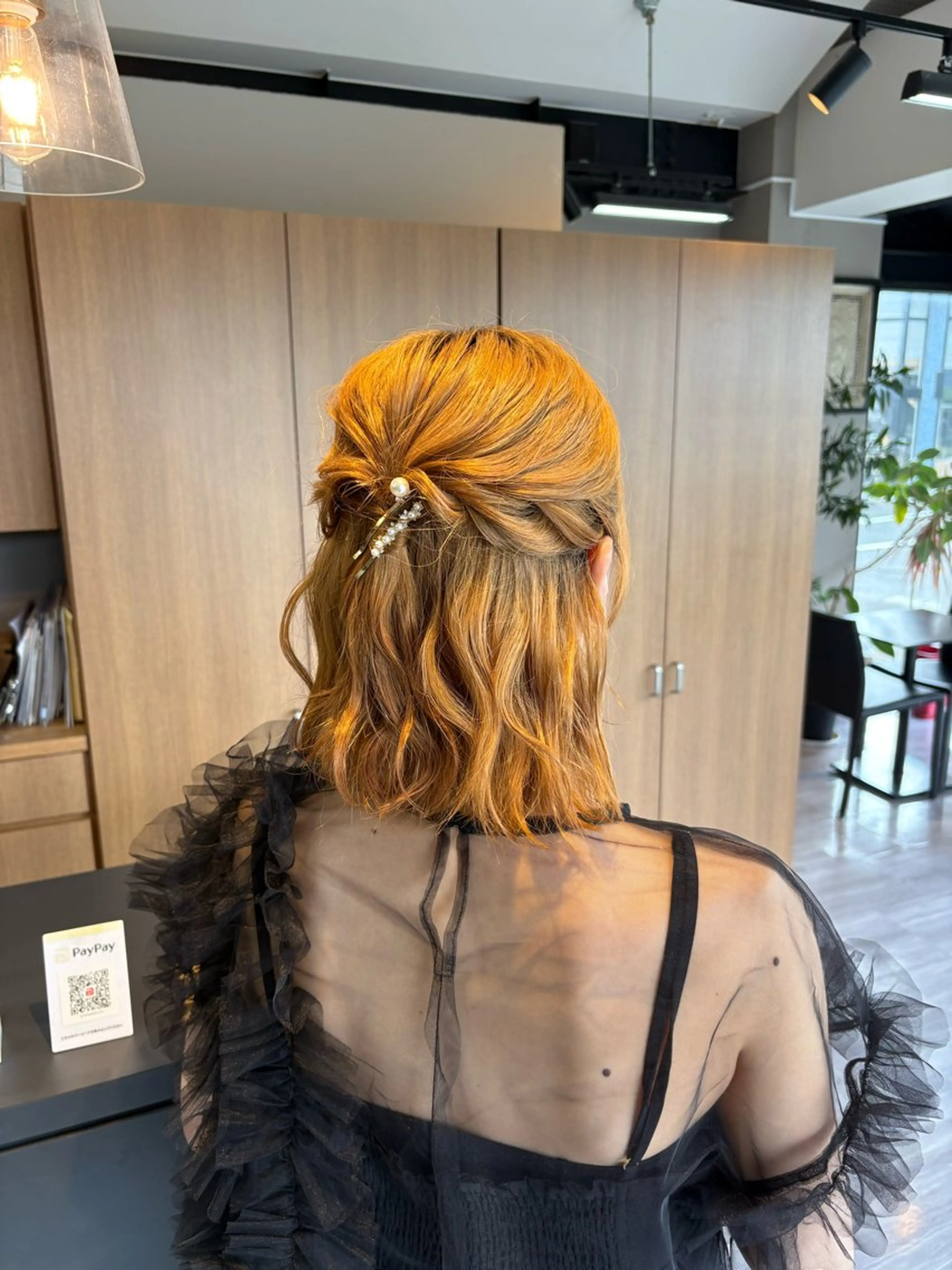 ミディアム ヘアアレンジ ハーフアップ 結婚式・ブライダル ヘアセット arika さやのマツエク・マツパデザイン