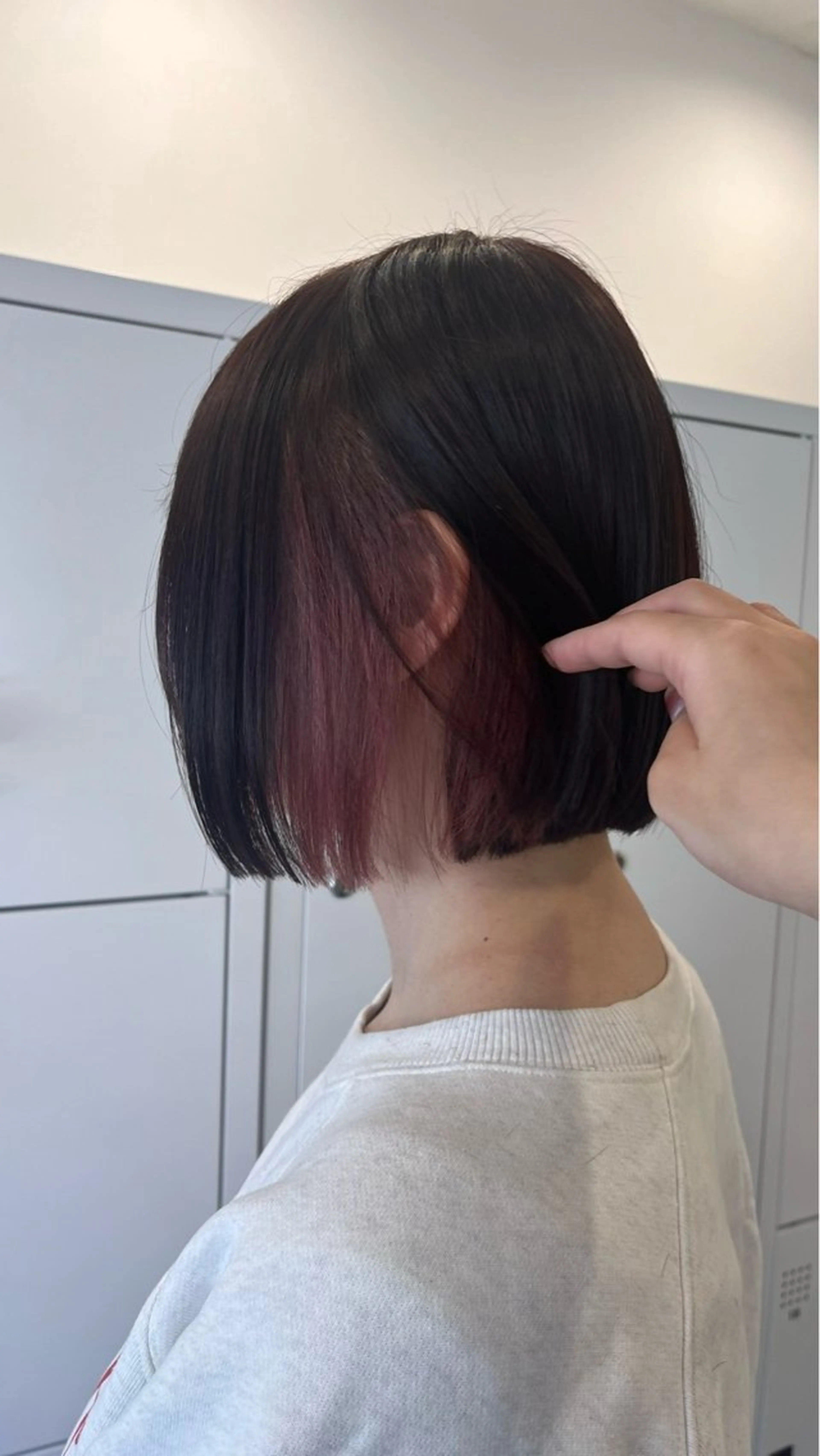 ショート カラー インナーカラー ボブ GRANDEUR 堀内のヘアスタイル