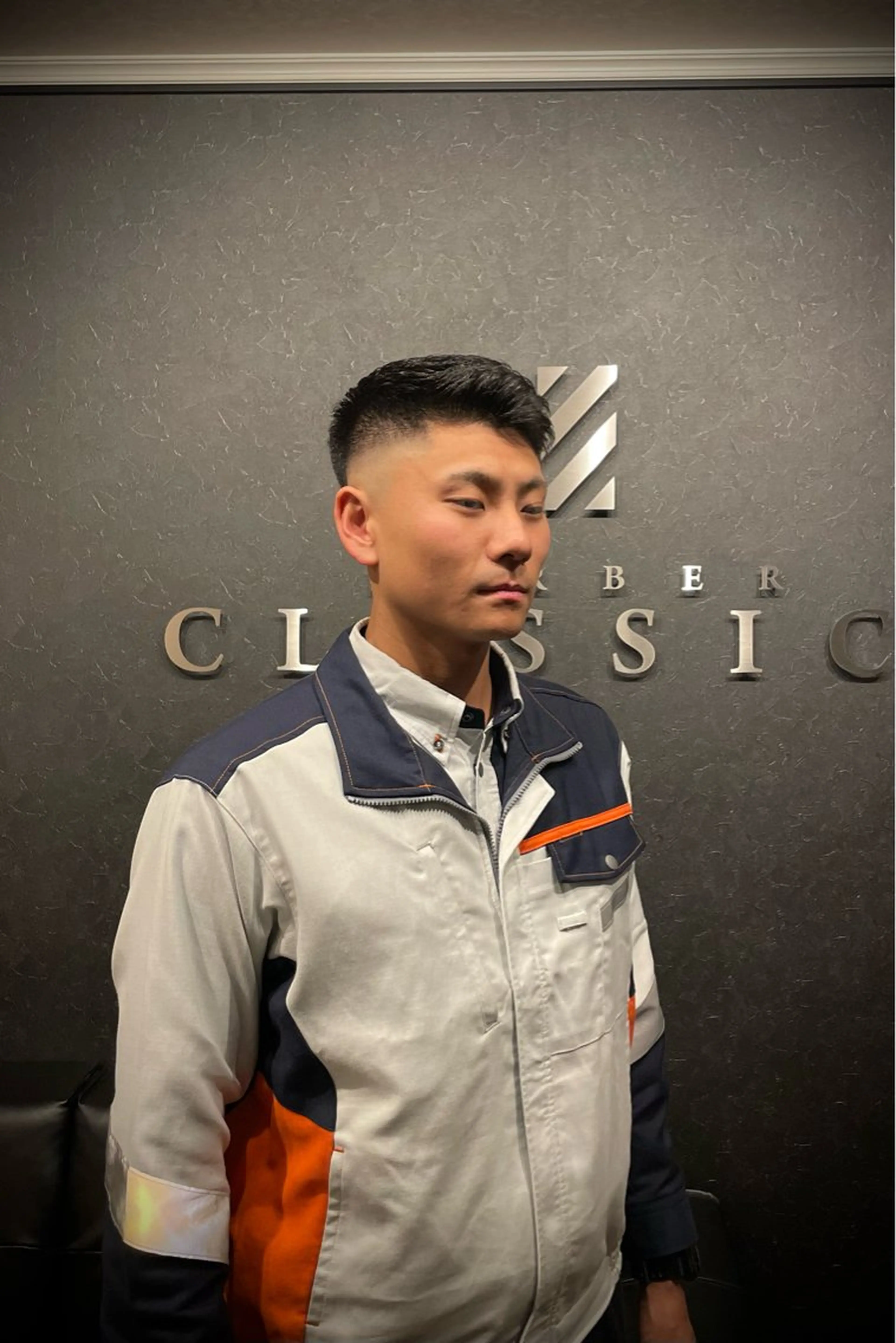 ショート BARBER CLASSICSのヘアスタイル