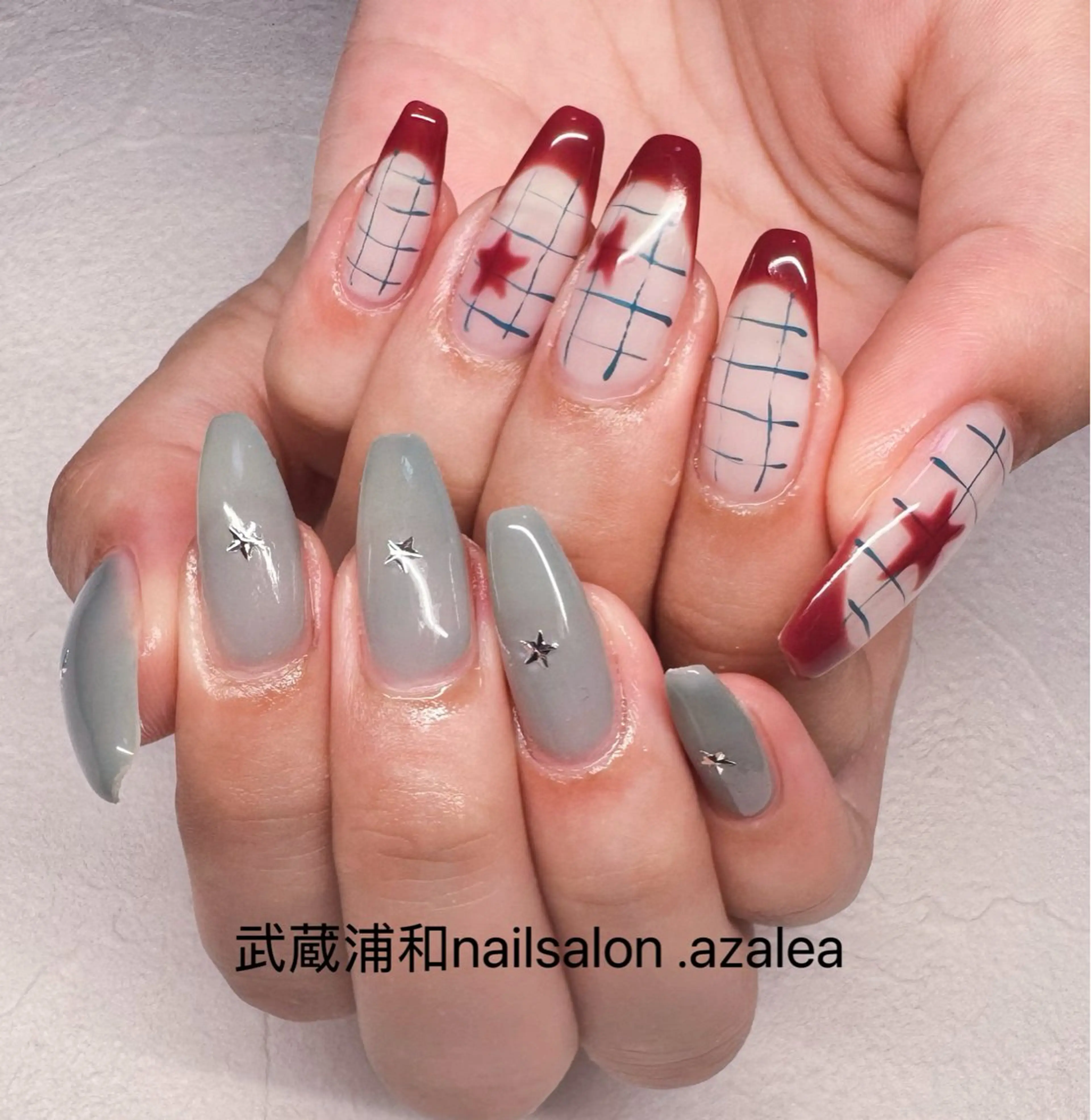 ネイル ハンドネイル R inのネイルデザイン