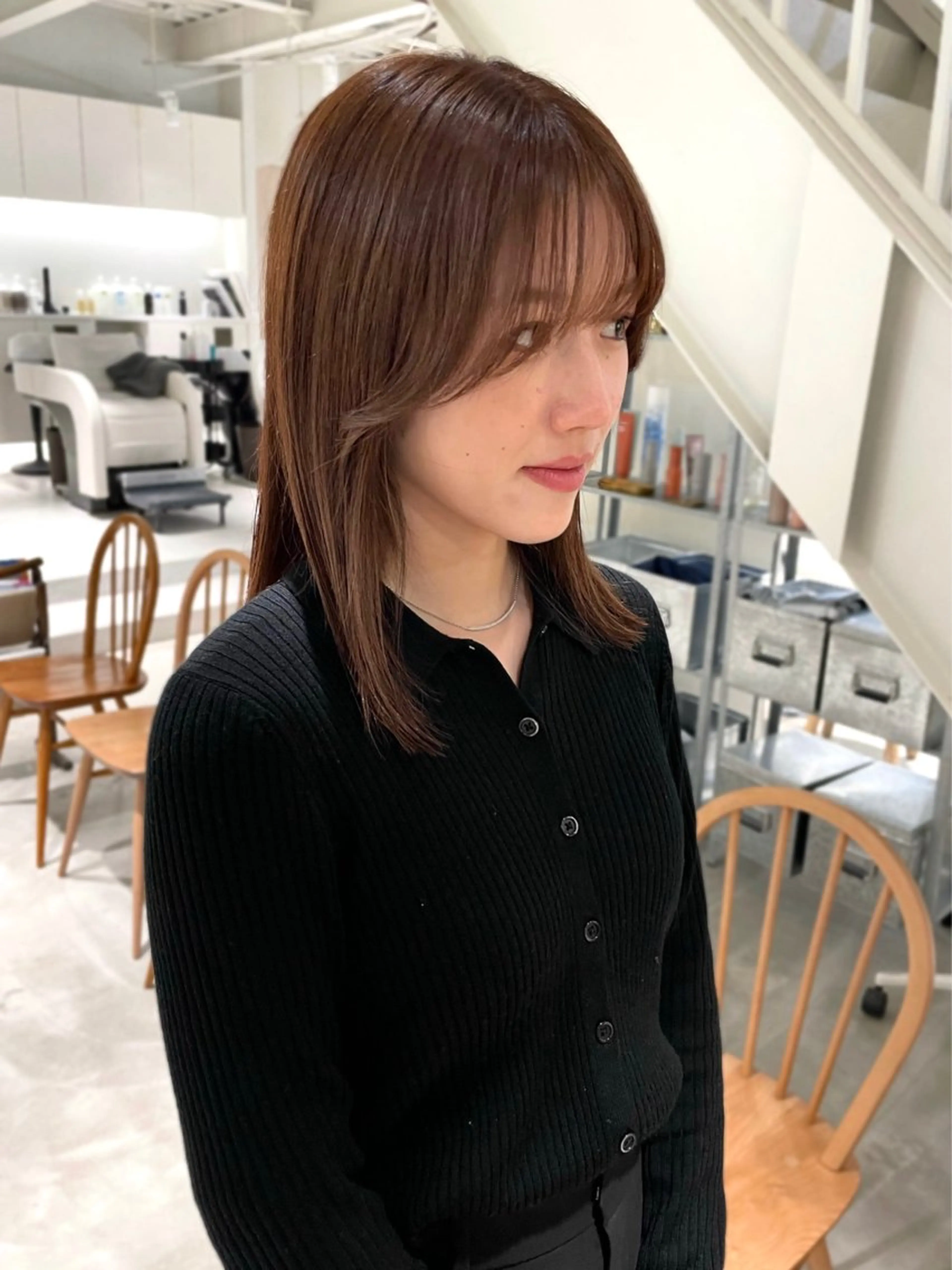 セミロング カラー ヘアカラー 林 千聖のヘアスタイル