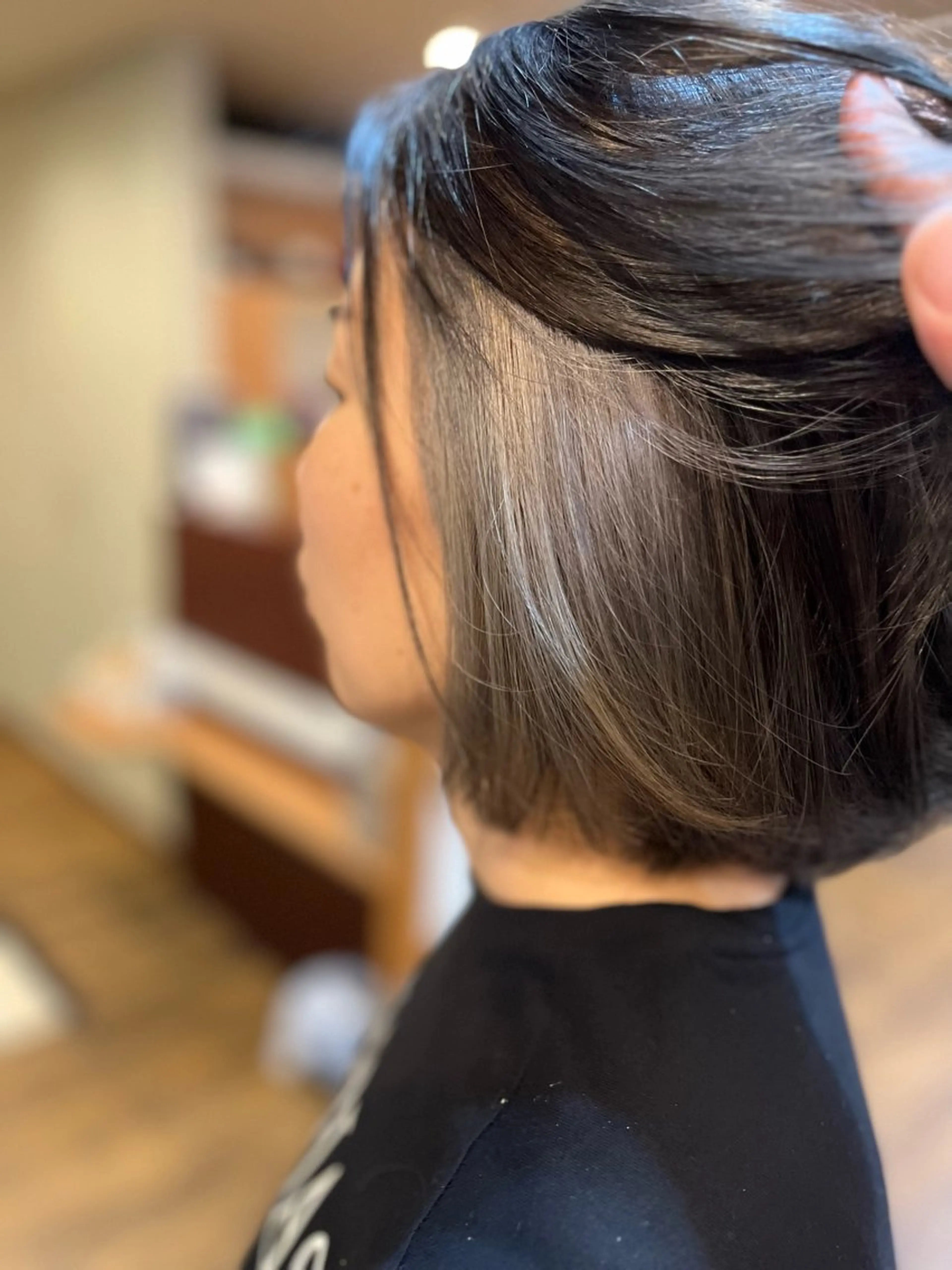 ショート カラー ブリーチ ケアブリーチ 顔周りカット 大人女子&髪改善専門 Nobuフリーランスのヘアスタイル