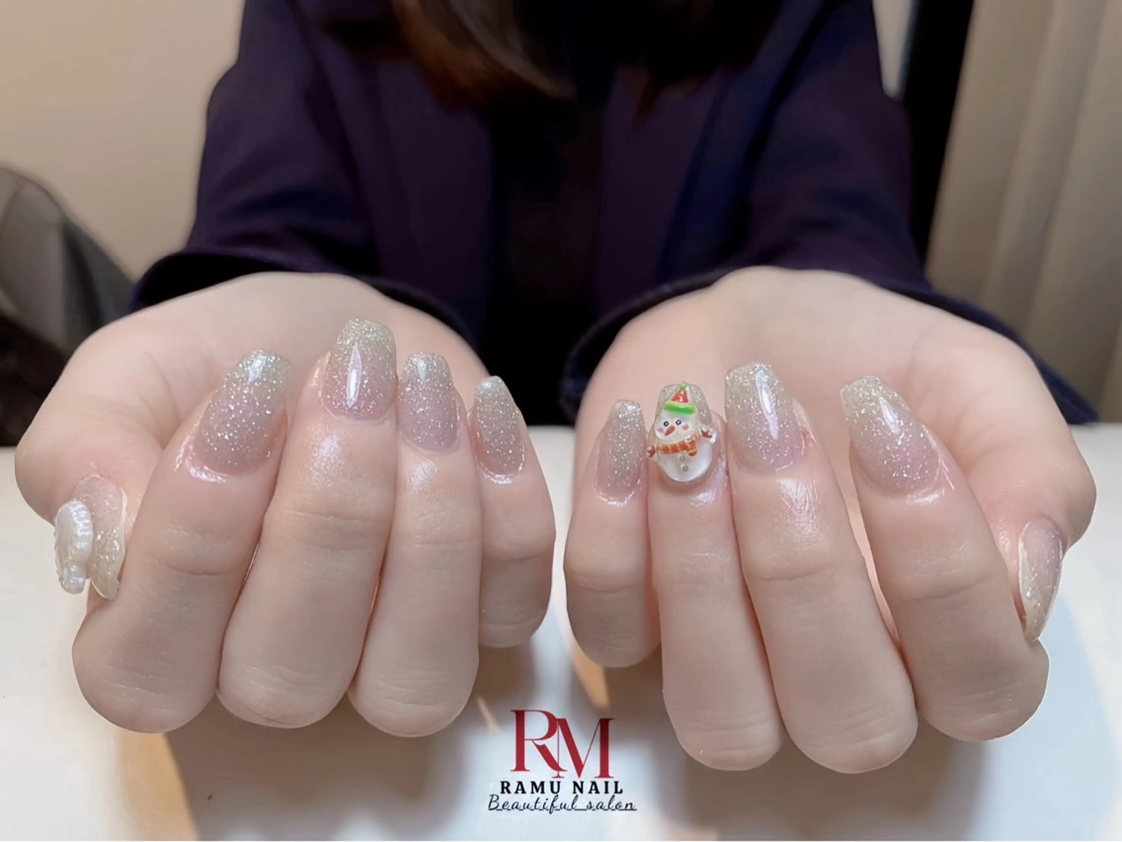 ネイル キラキラネイル マグネットネイル ミラーネイル ワンホンネイル 冬ネイル ハンドネイル RAMU Nail 恵比寿店のネイルデザイン