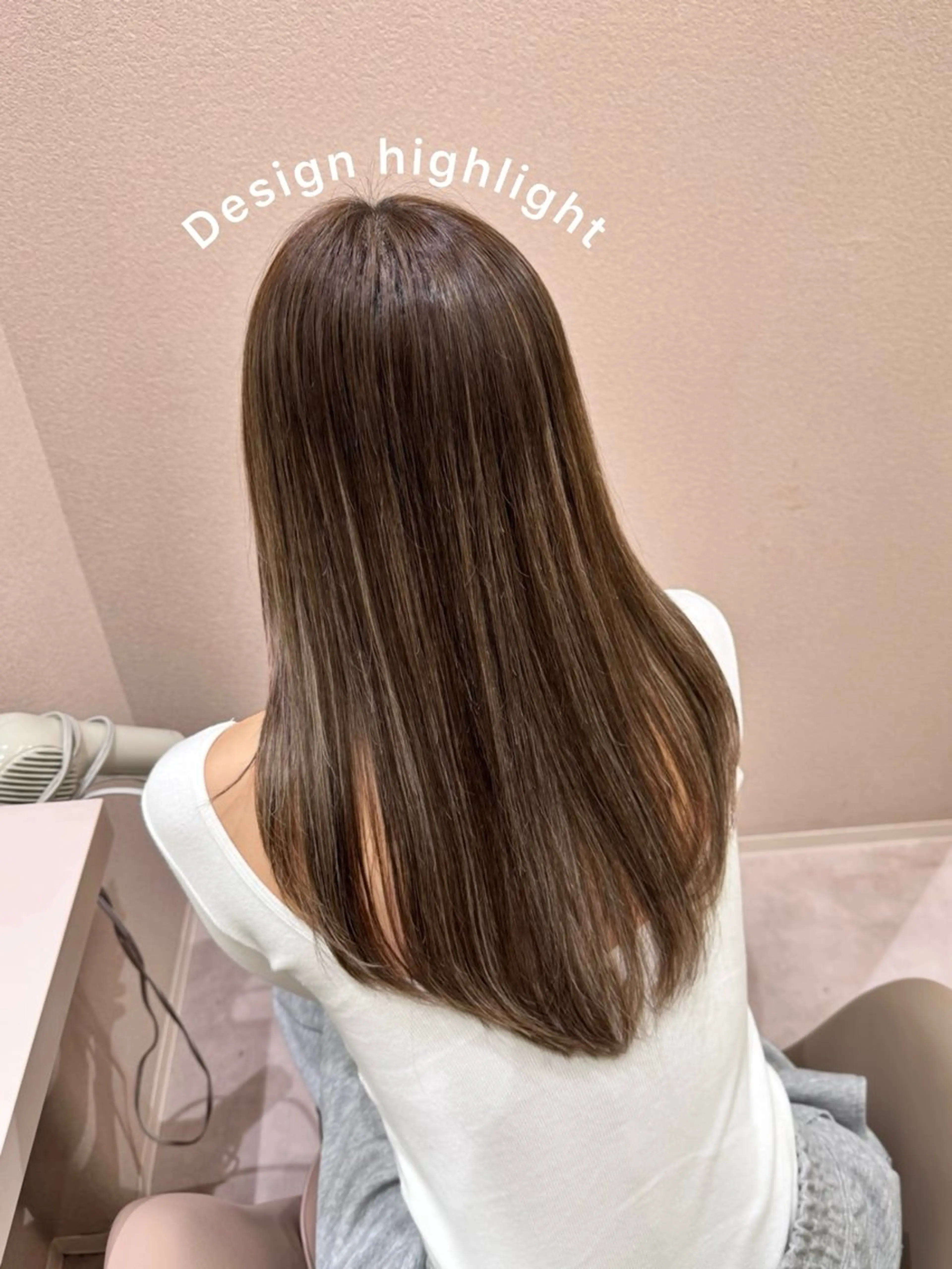 カラー 透明感カラー ハイライトカラー ハイトーン／暖色 👩🏼HONOKAのヘアスタイル