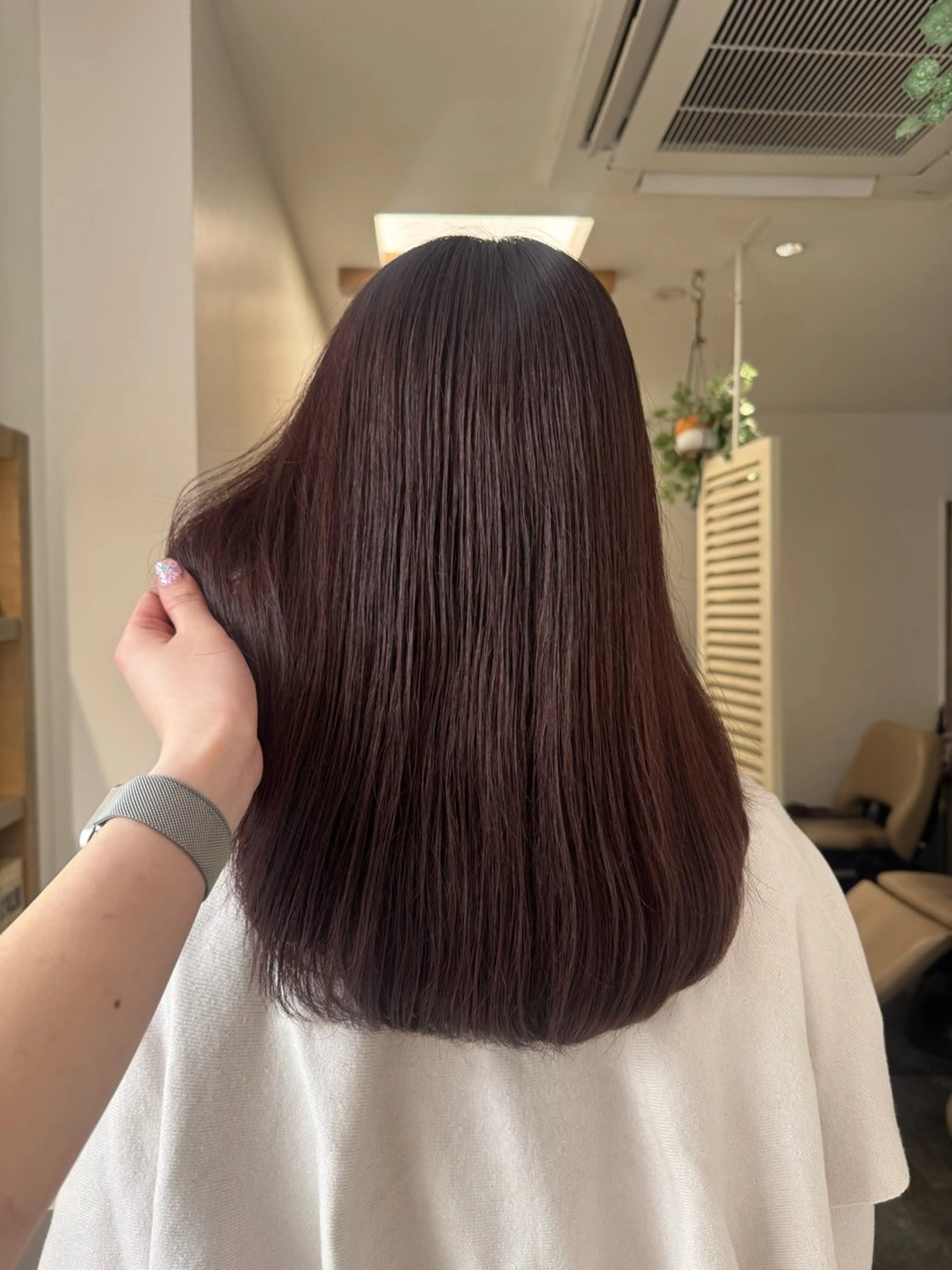 セミロング ヘアカラー ホリグチ ルナのヘアスタイル
