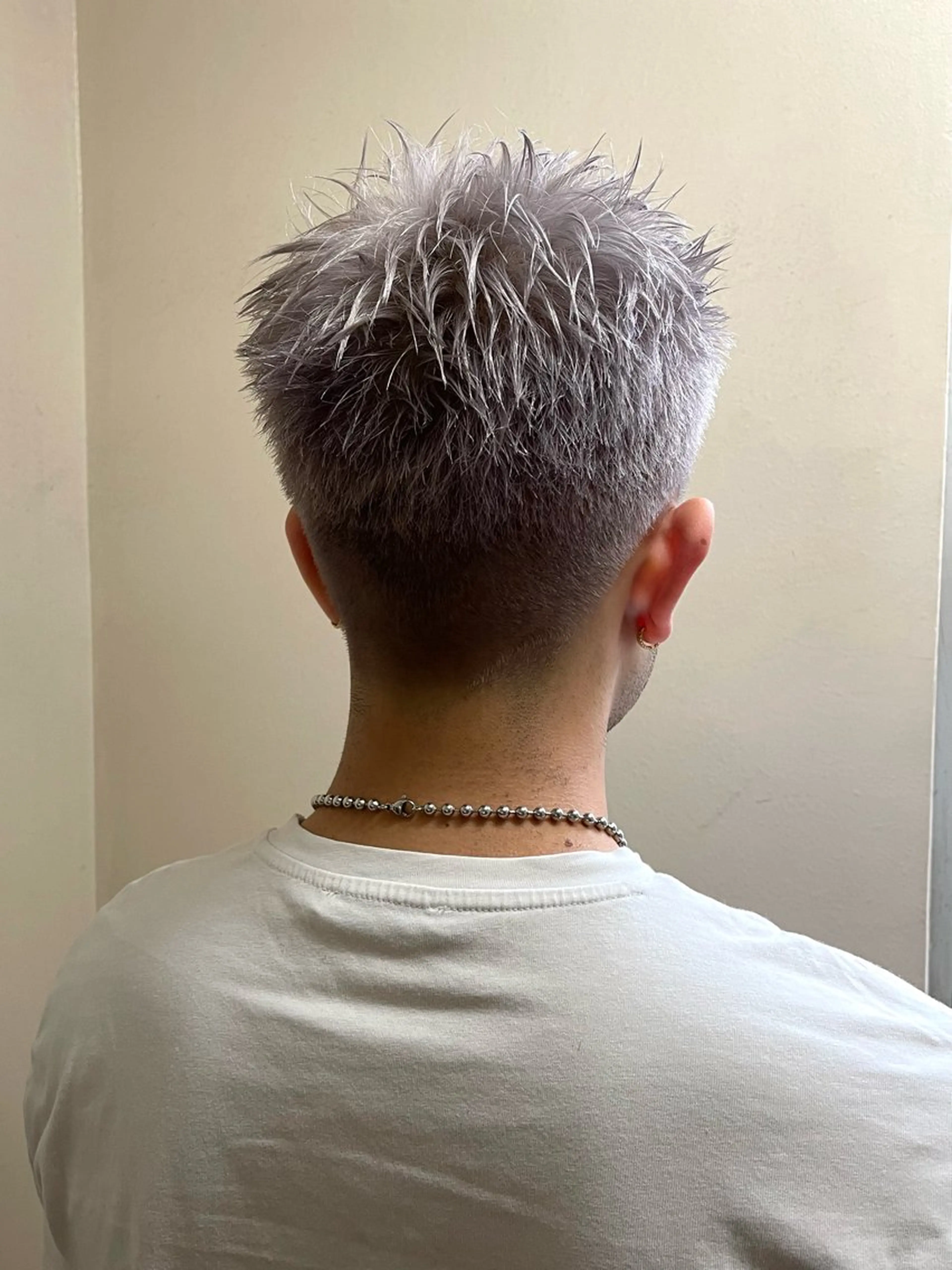 ショート カラー メンズ 安部佑哉/ハイトーン /レイヤー/ブリーチのヘアスタイル