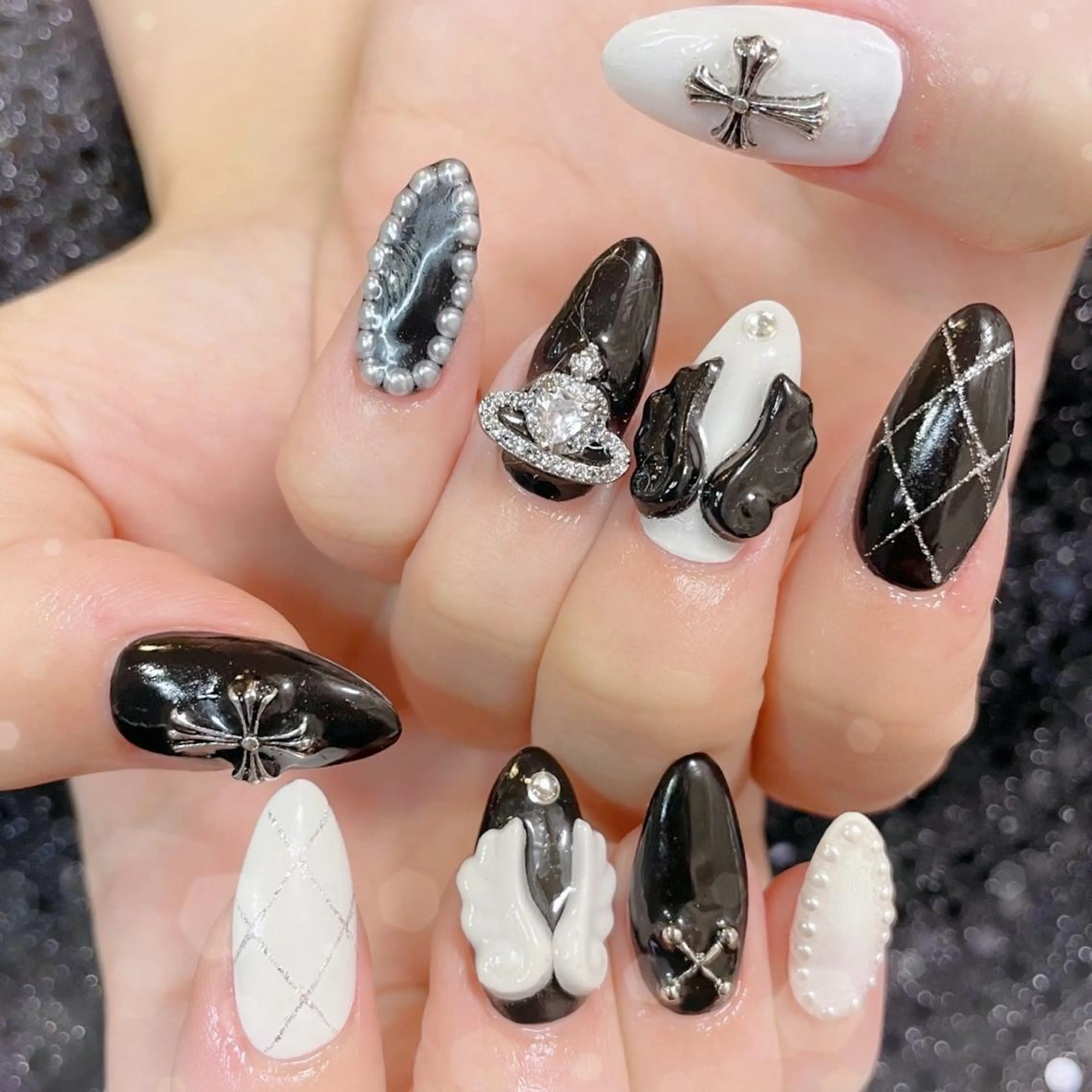 ネイル ハンドネイル ハンドケア MoON...❤︎ MeGuのネイルデザイン