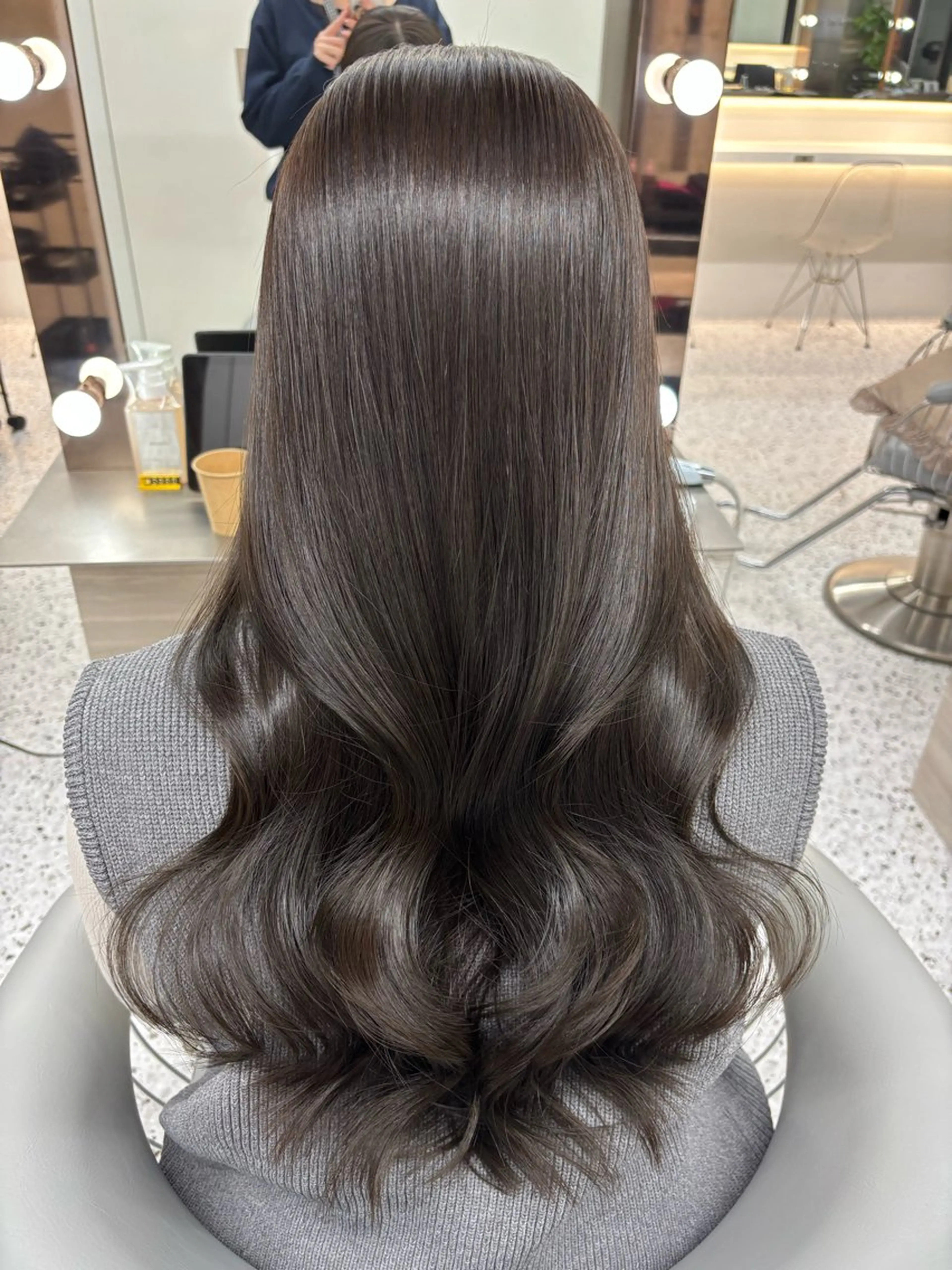 ロング カラー グレージュ オリーブグレージュ オリーブグレー ヘアカラー 🍒ブリーチなしカラ ー／Sakura🍒のヘアスタイル