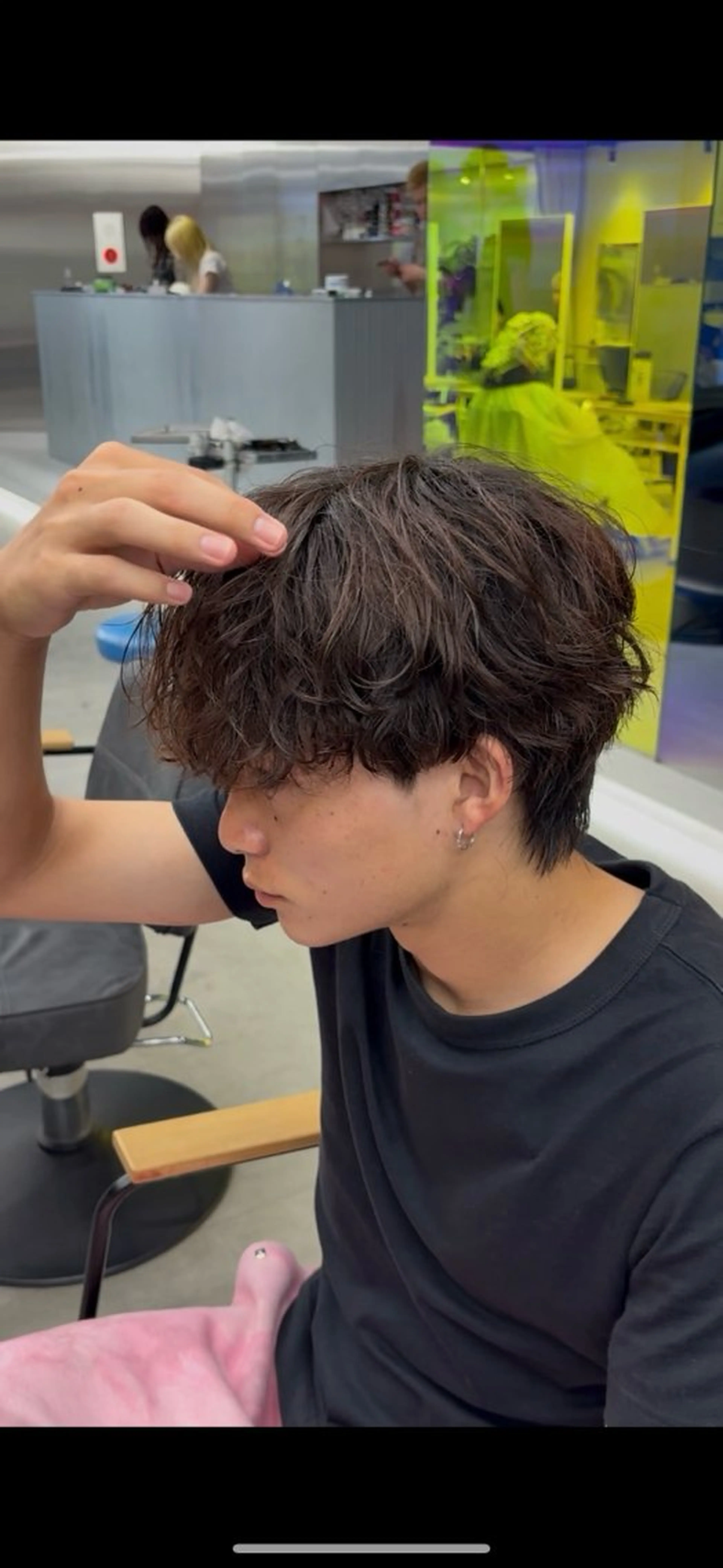 ショート カラー パーマ メンズ メンズパーマ プードルパーマ 学生（メンズ向け） スパイキーショート 波巻きパーマ カット パーマ シャドウパーマ/ ルーズパーマ/メンズのヘアスタイル