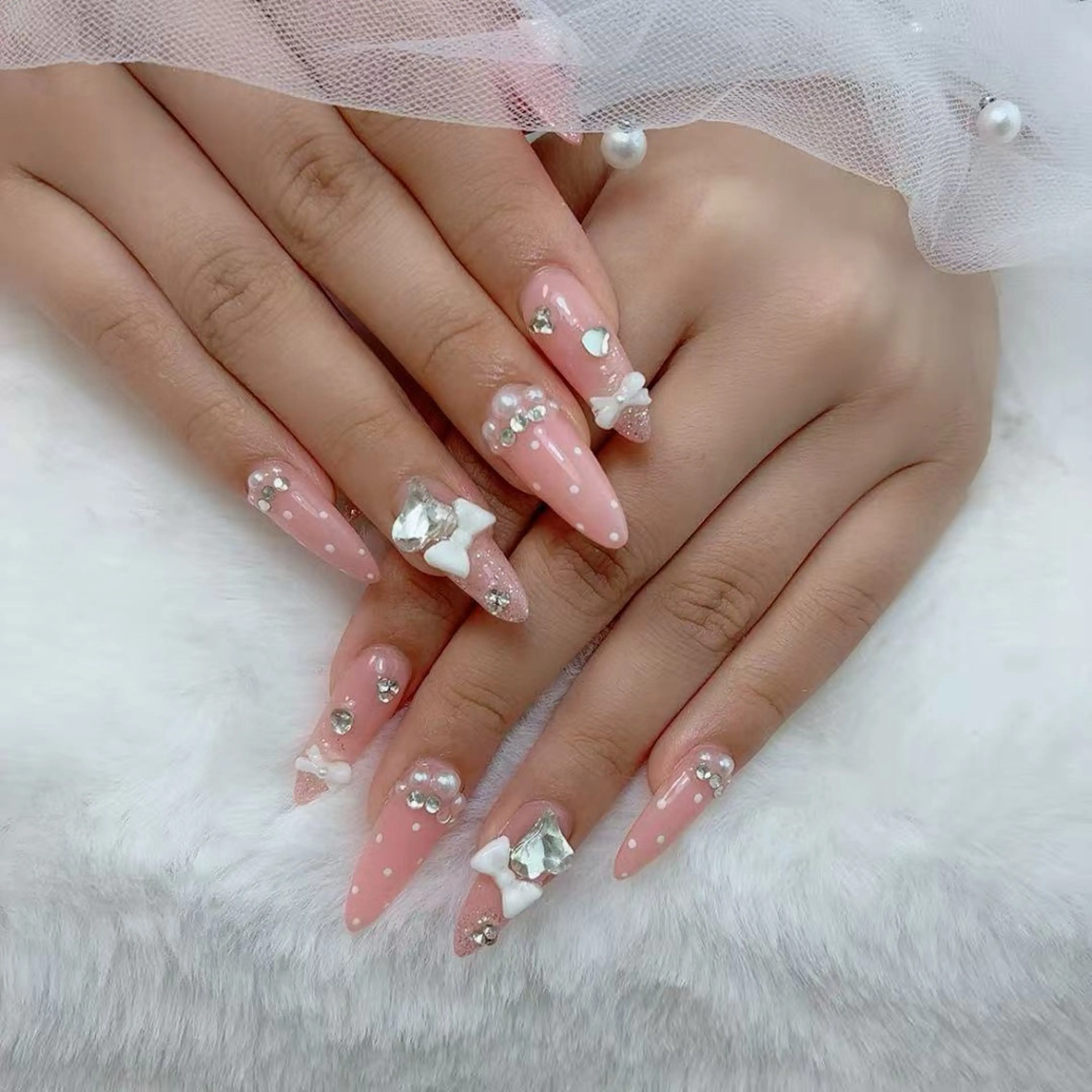 ネイル アートネイル フットネイル ジェルネイル マグネットネイル 持ち込み ハンドネイル B·U Nail大宮 長さだし専門店のネイルデザイン