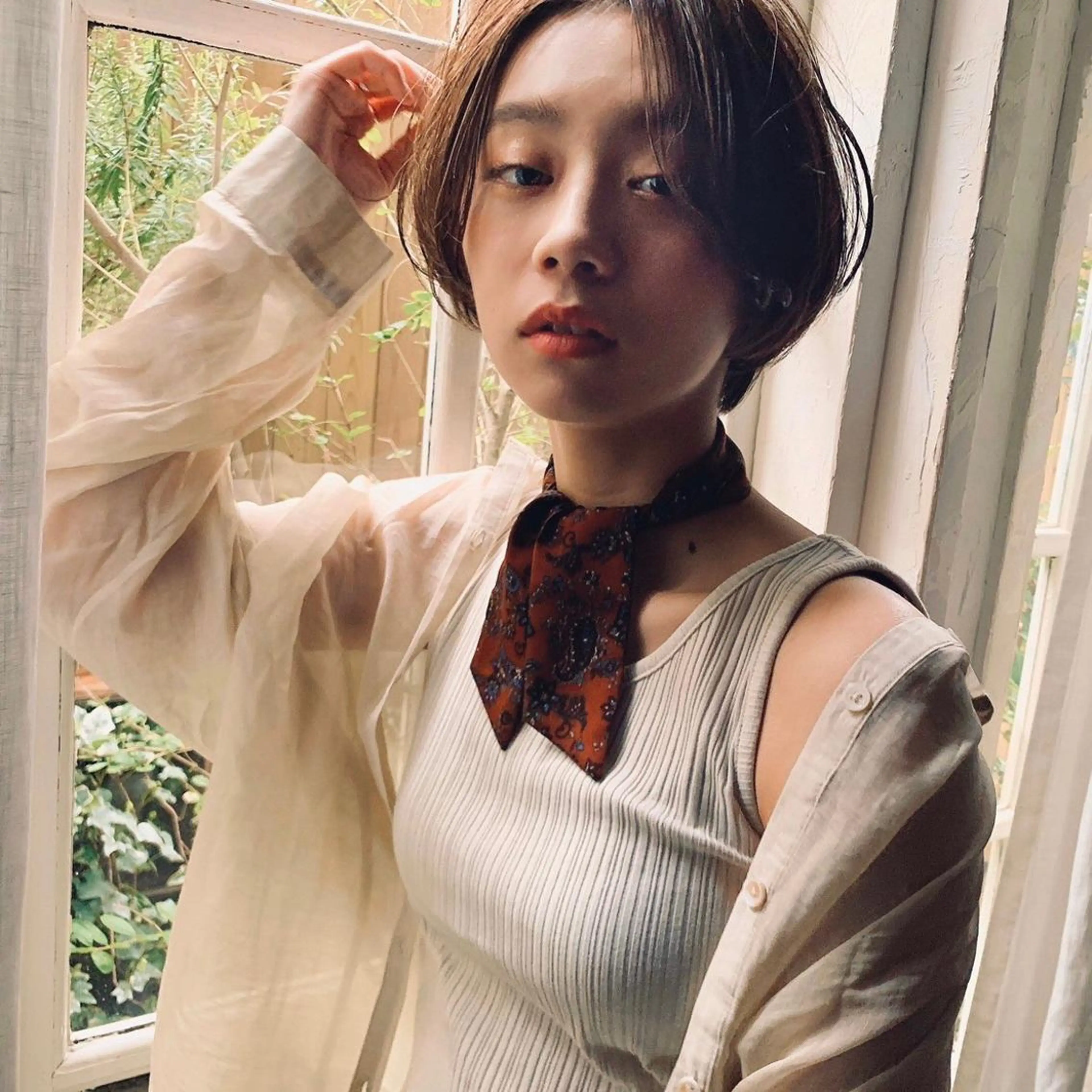 ショート ブリーチなし✨艶髪 カラー𓃲YAGIのヘアスタイル