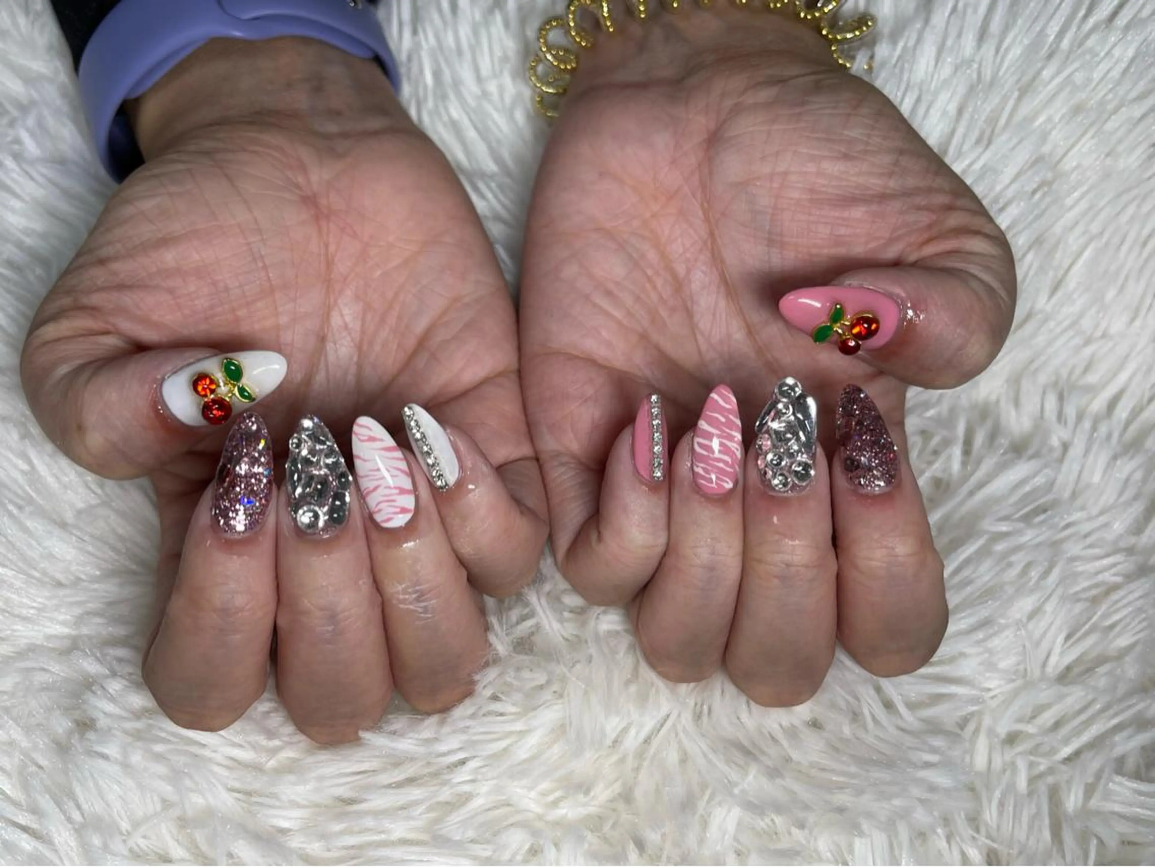 ネイル ハンドネイル R’s nailのエステ・リラクイメージ